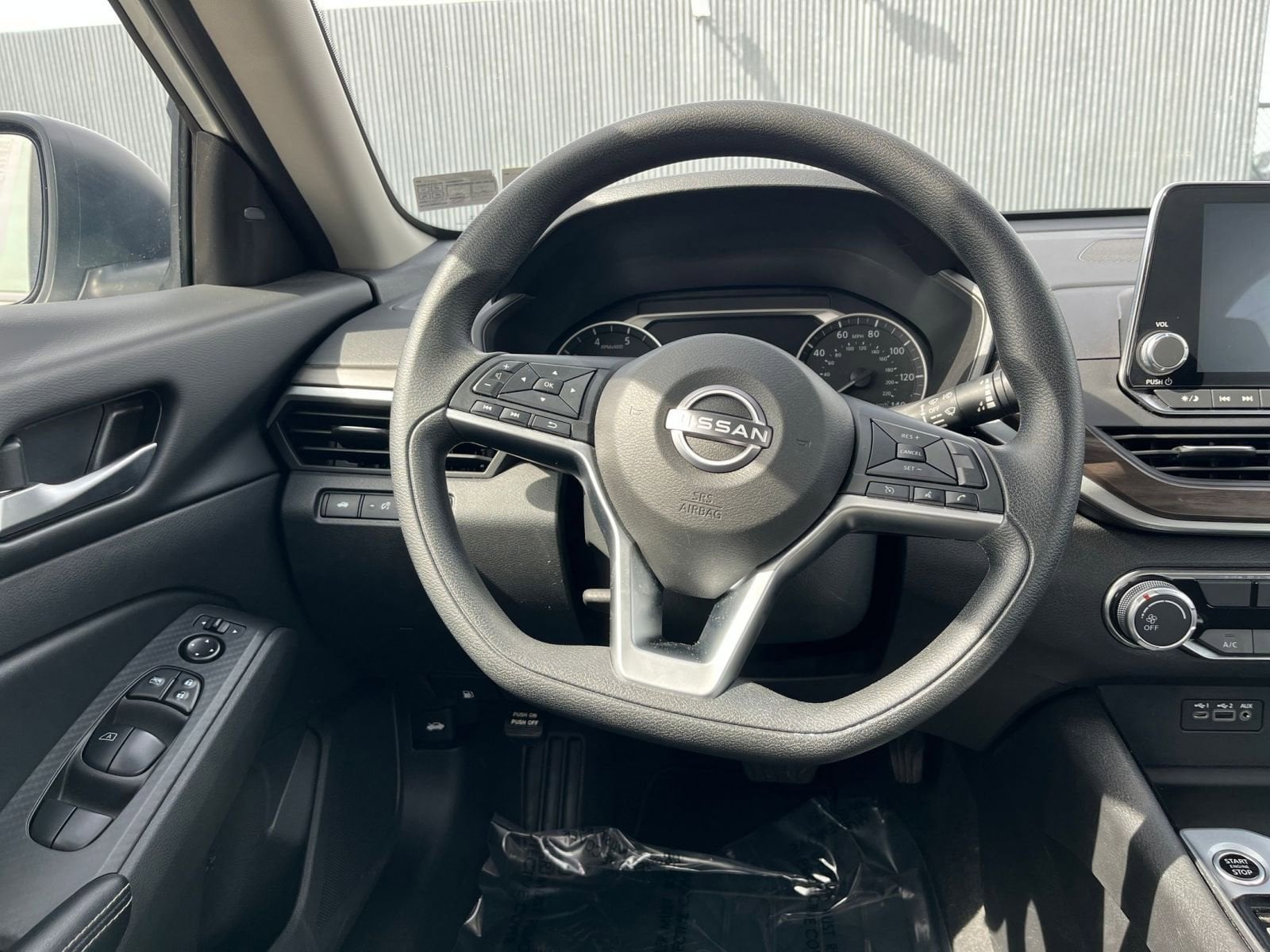 Thumbnail: 2024 Nissan Altima - 28
