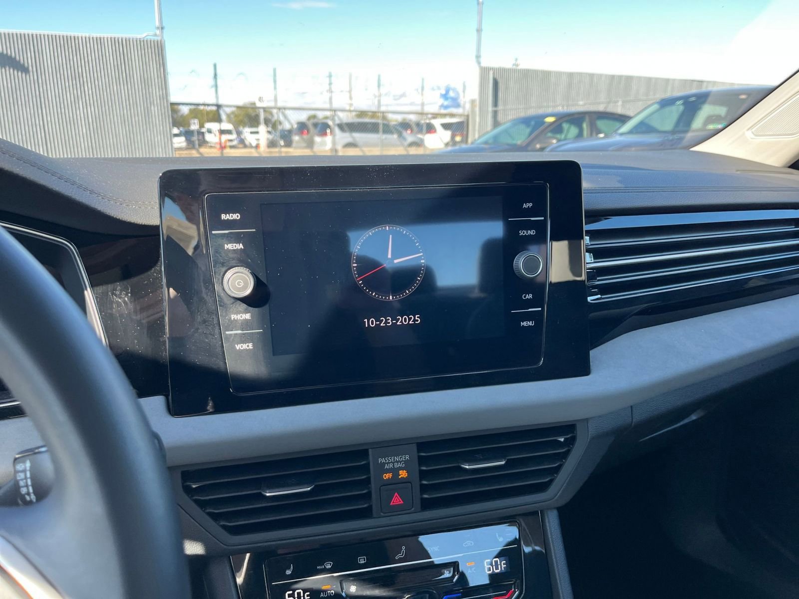 Thumbnail: 2025 Volkswagen Jetta - 21