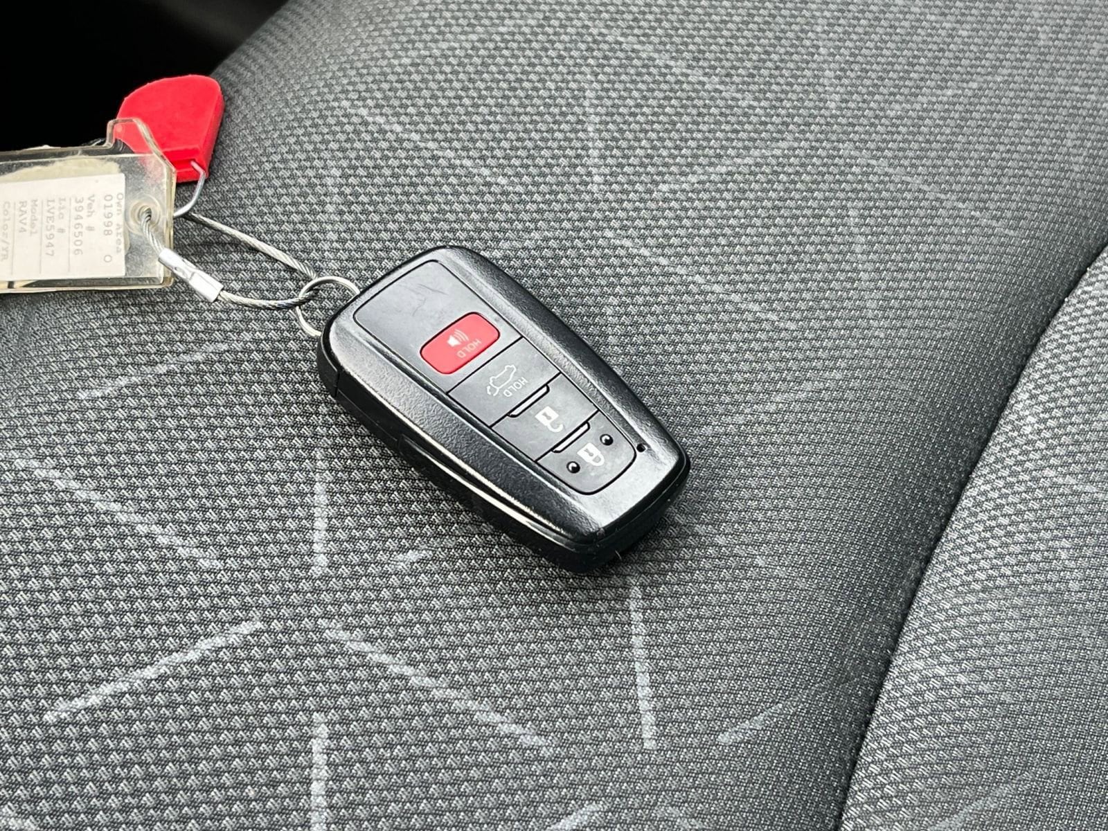 Thumbnail: 2025 Toyota RAV4 - 22