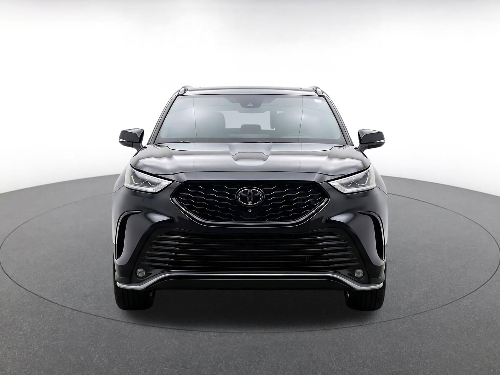 Thumbnail: 2025 Toyota Highlander - 2