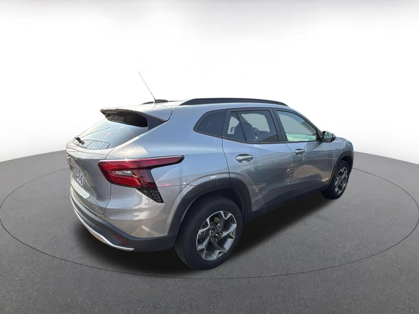 Thumbnail: 2025 Chevrolet Trax - 12