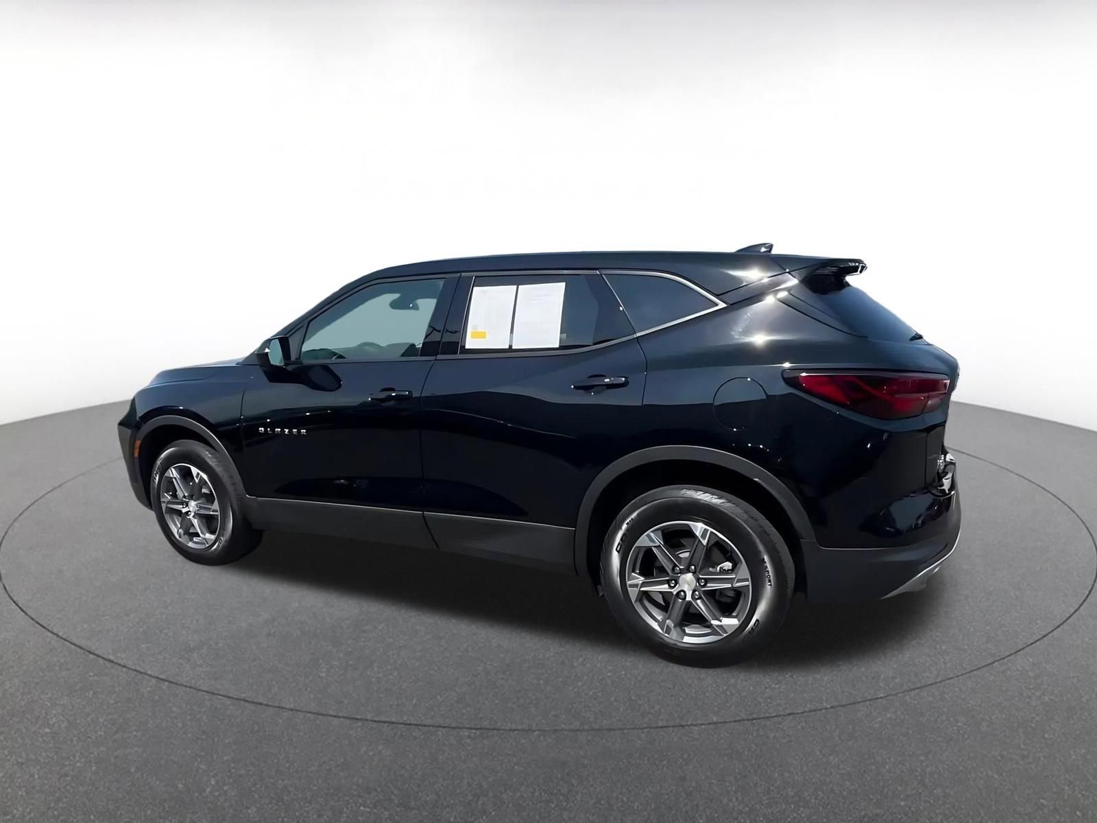 Thumbnail: 2025 Chevrolet Blazer - 10