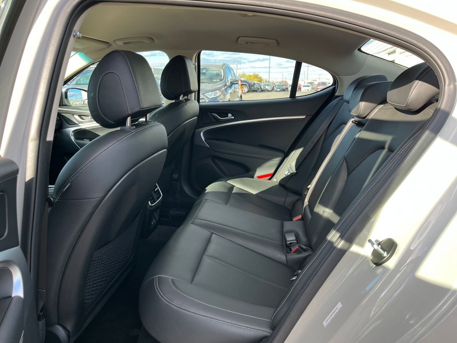 Thumbnail: 2025 Genesis G70 - 26