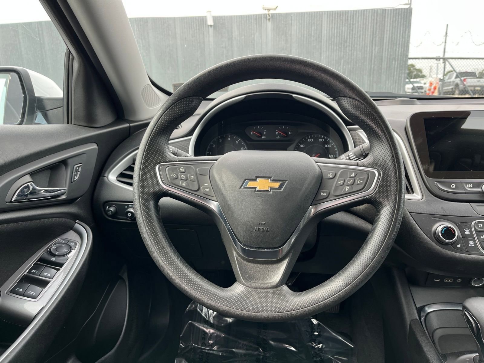 Thumbnail: 2024 Chevrolet Malibu - 27