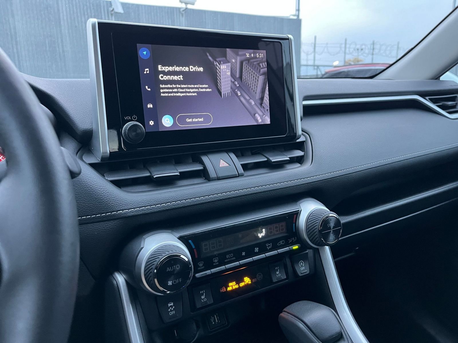 Thumbnail: 2025 Toyota RAV4 - 21