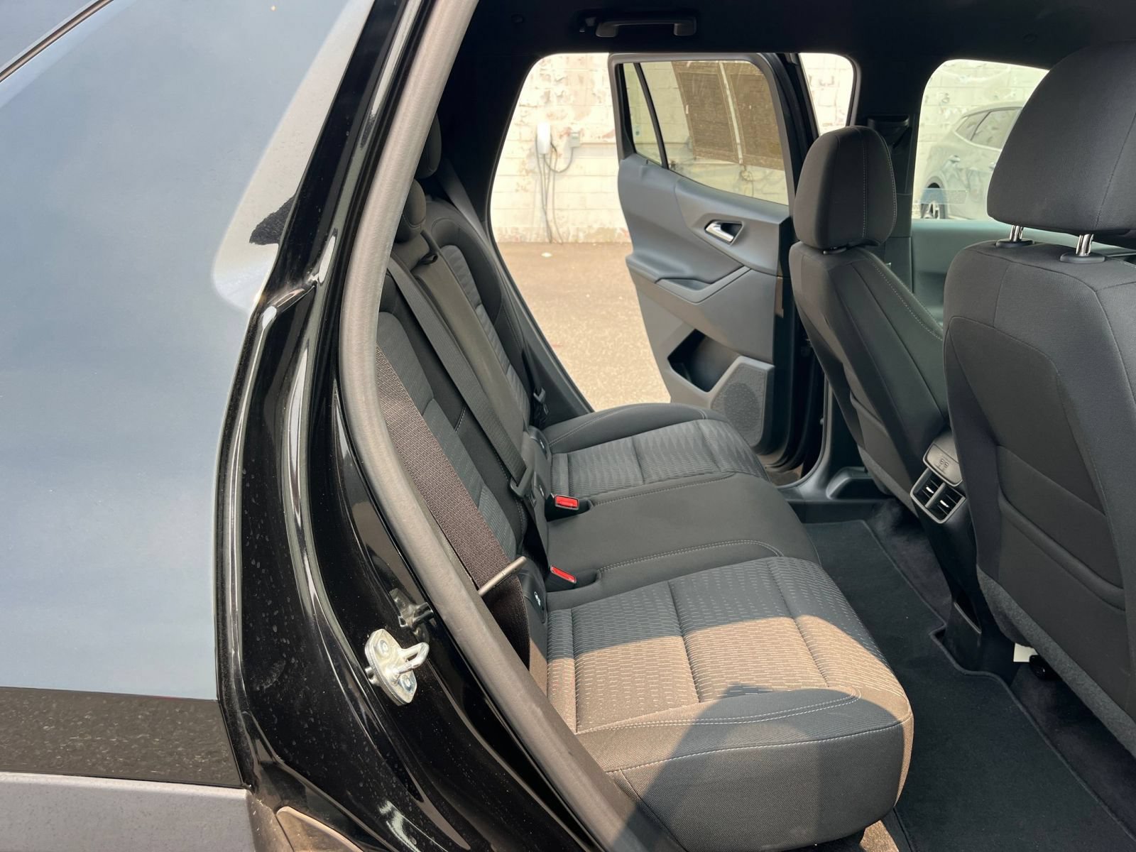 Thumbnail: 2025 Chevrolet Equinox - 26