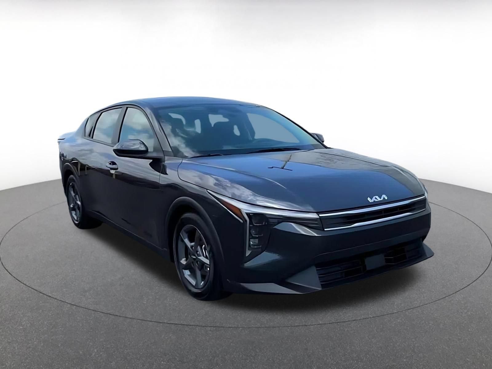 Thumbnail: 2025 Kia K4 - 3