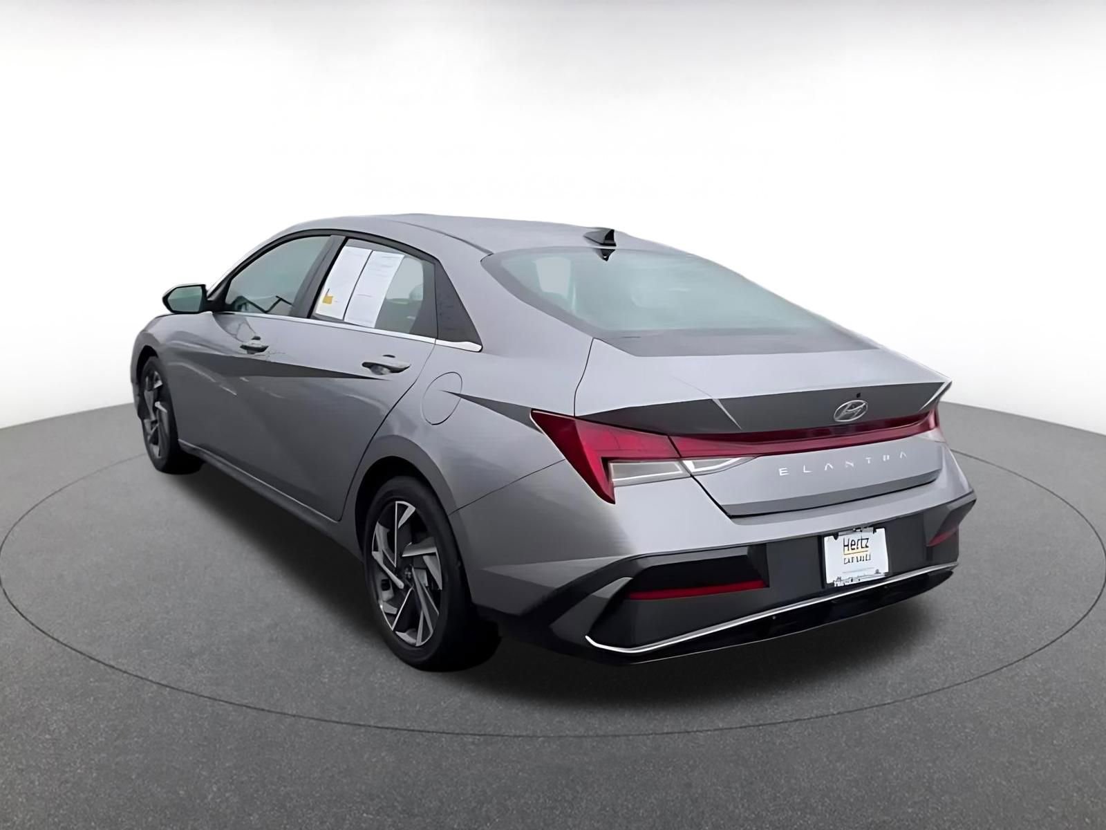 Thumbnail: 2025 Hyundai Elantra - 10