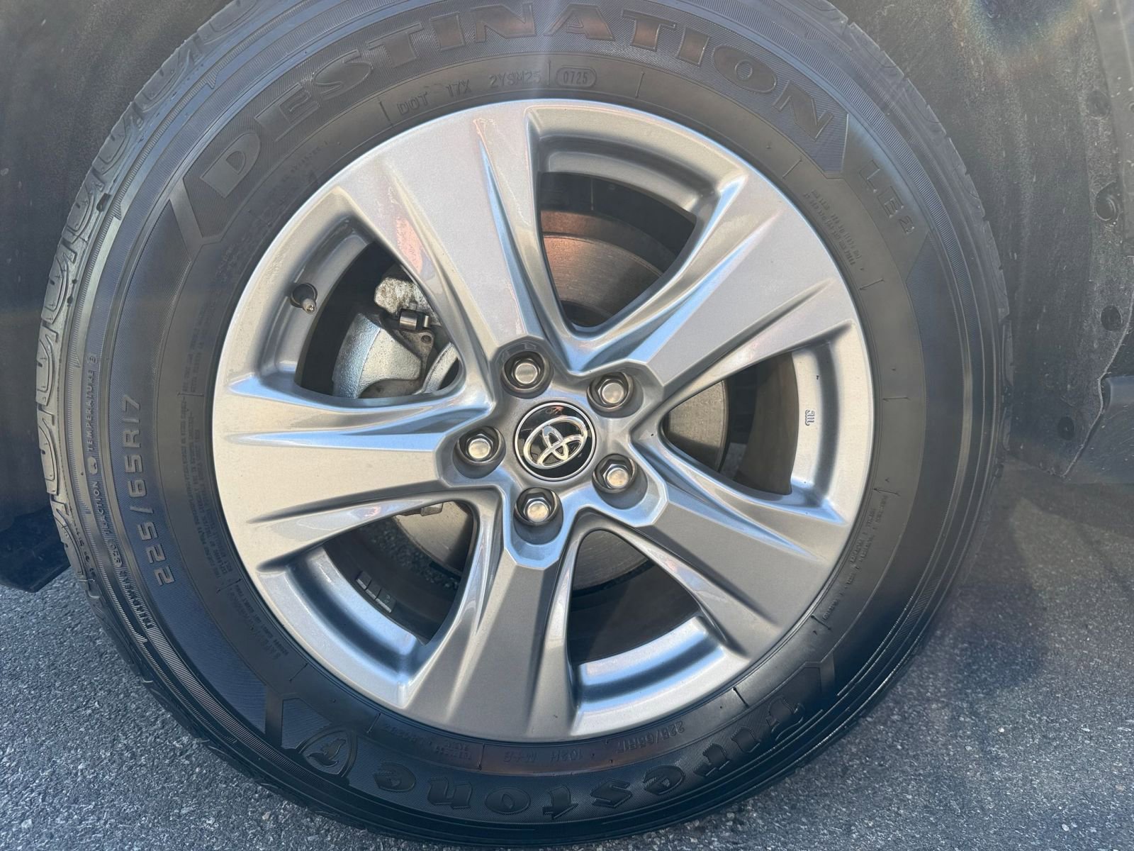 Thumbnail: 2025 Toyota RAV4 - 27