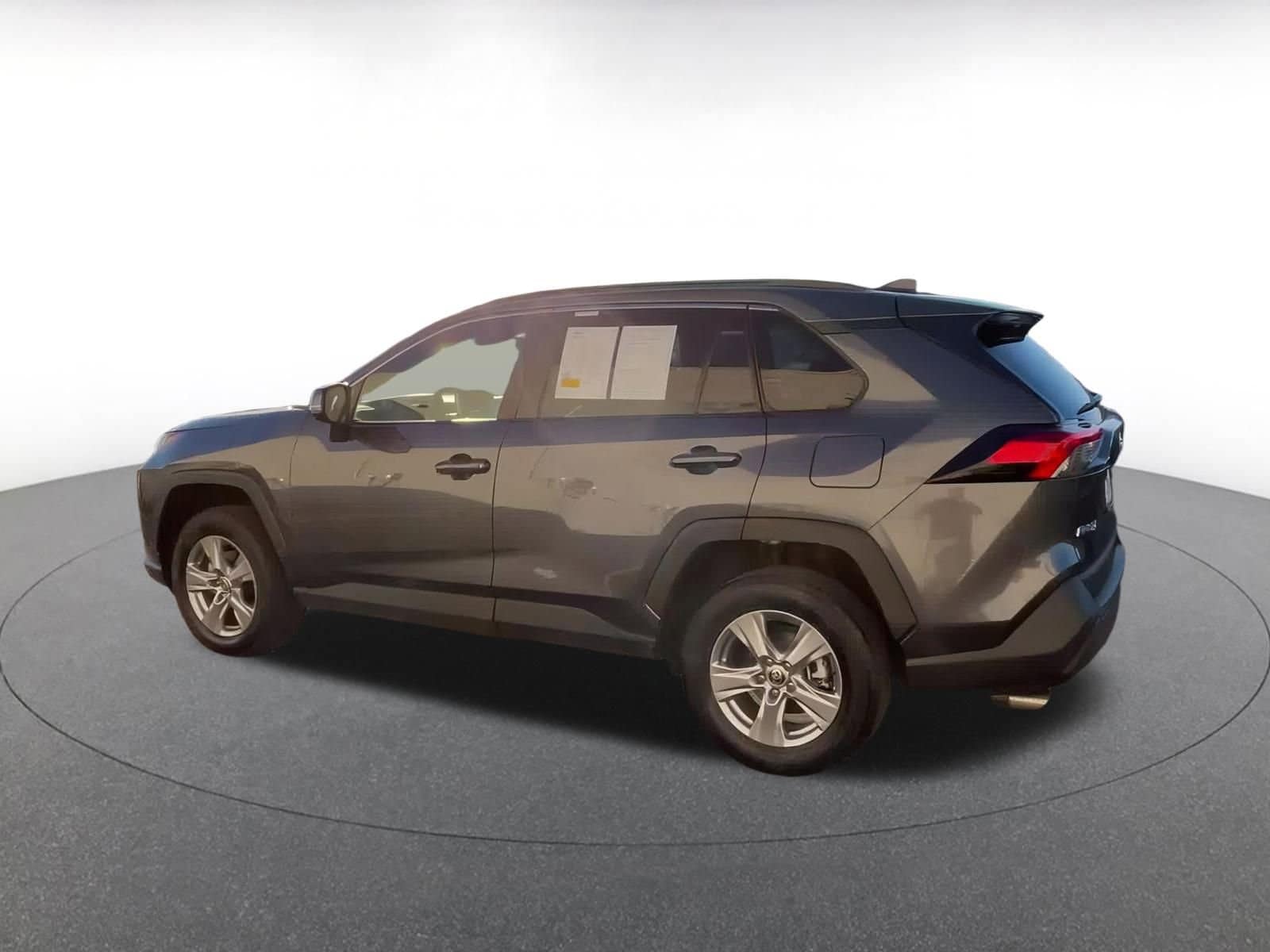 Thumbnail: 2025 Toyota RAV4 - 10