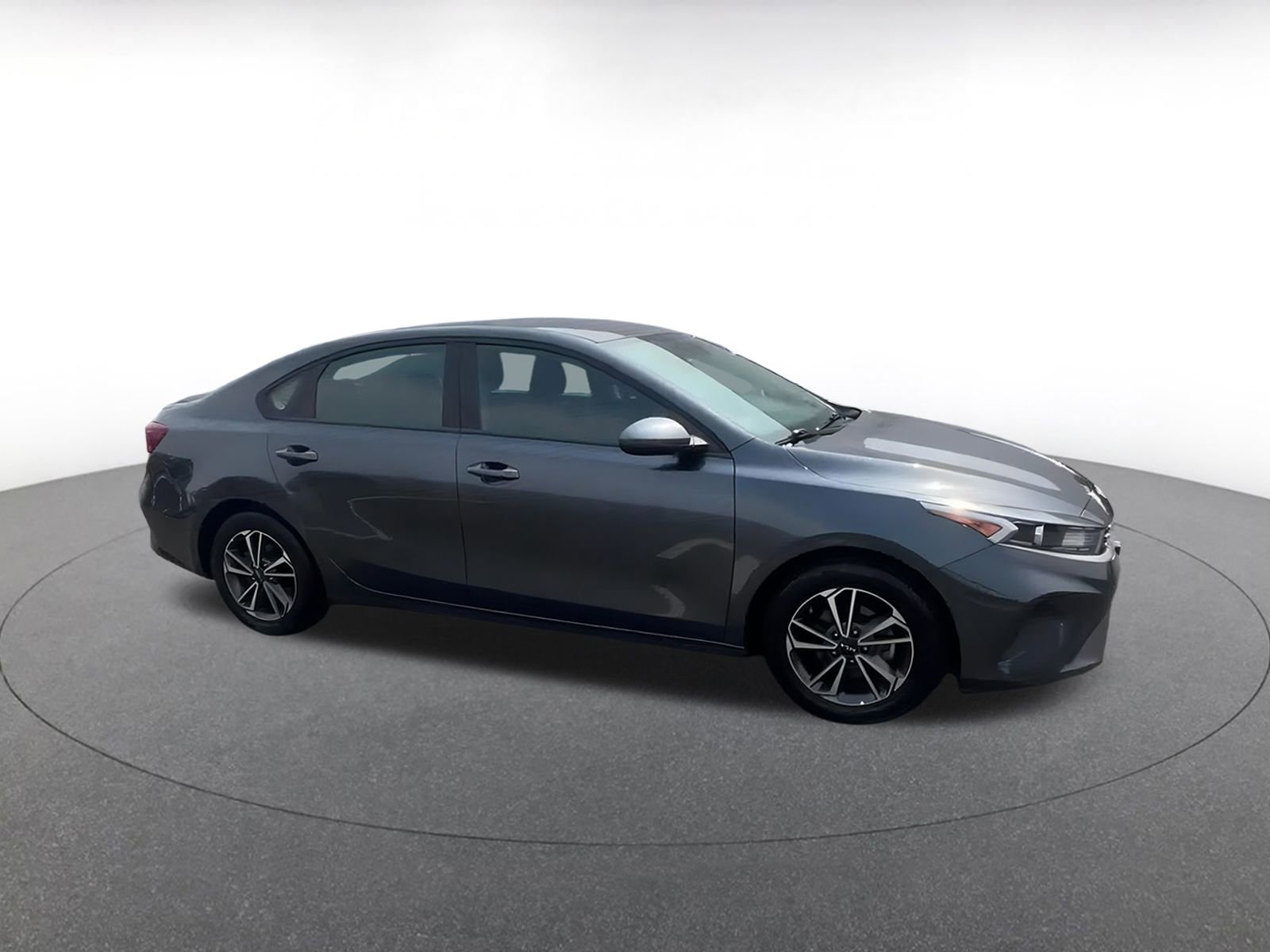 Thumbnail: 2023 Kia Forte - 2