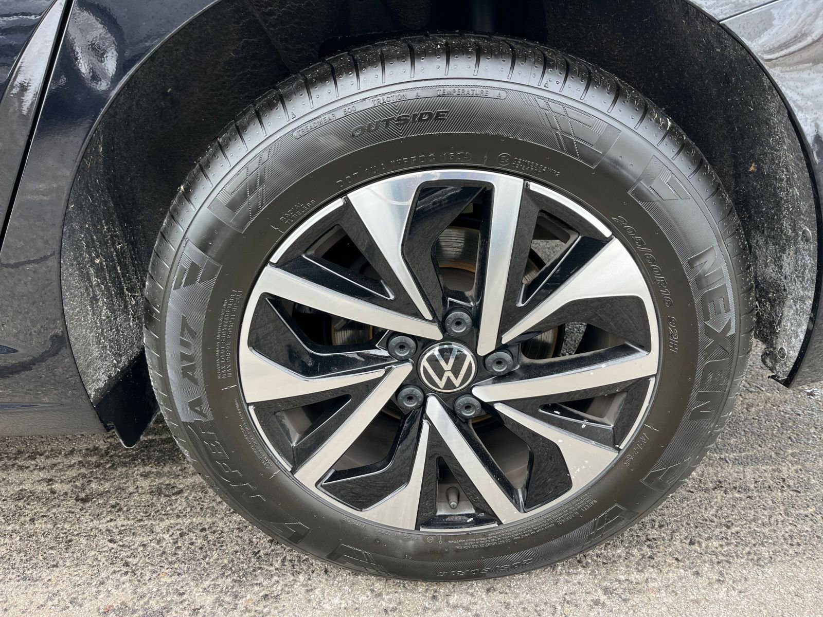 Thumbnail: 2025 Volkswagen Jetta - 28