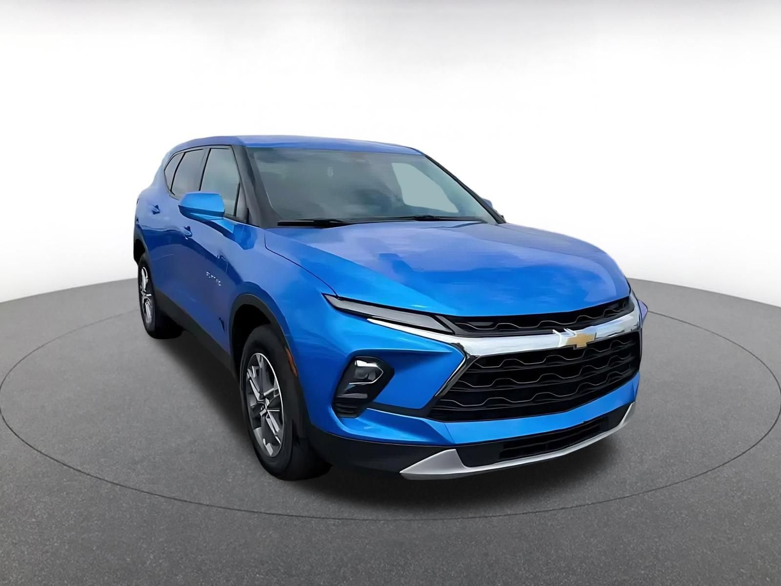 Thumbnail: 2025 Chevrolet Blazer - 3