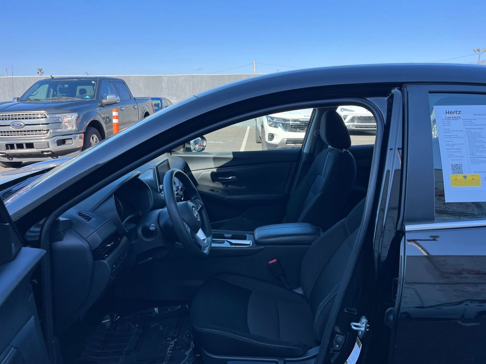 Thumbnail: 2025 Nissan Sentra - 26