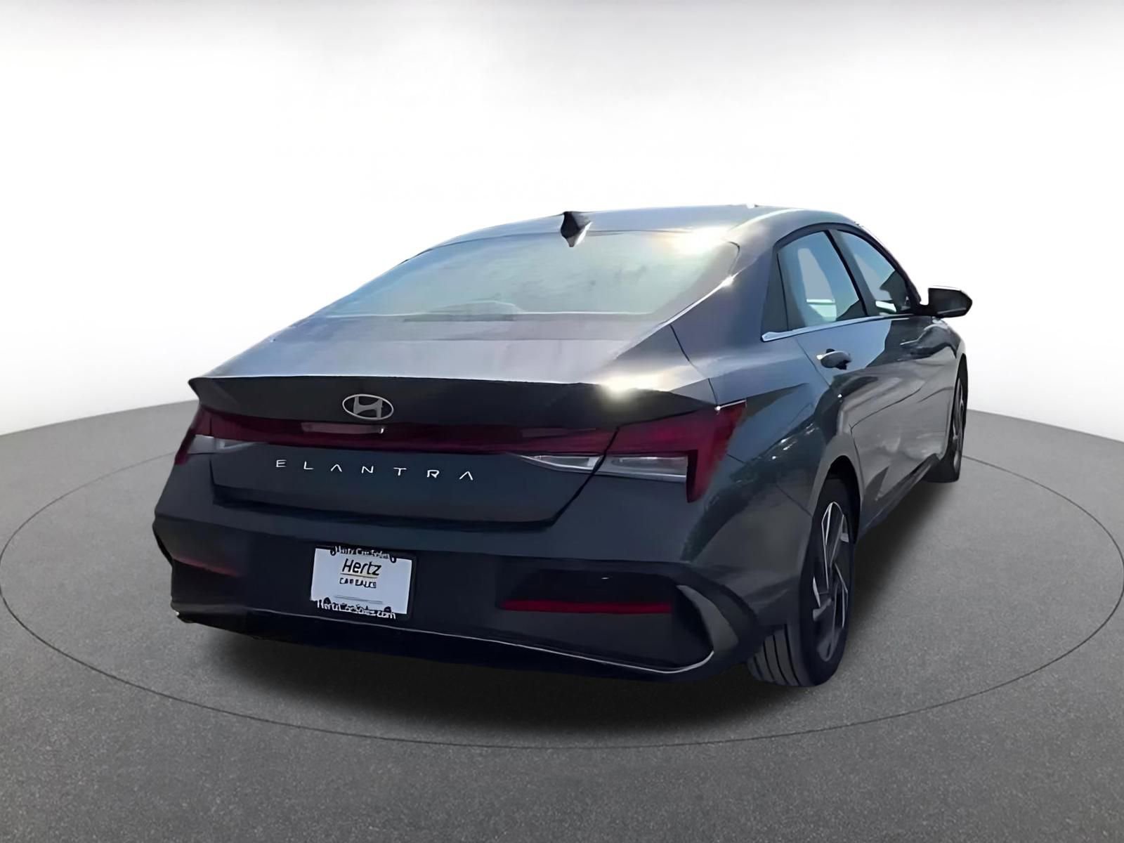 Thumbnail: 2025 Hyundai Elantra - 13