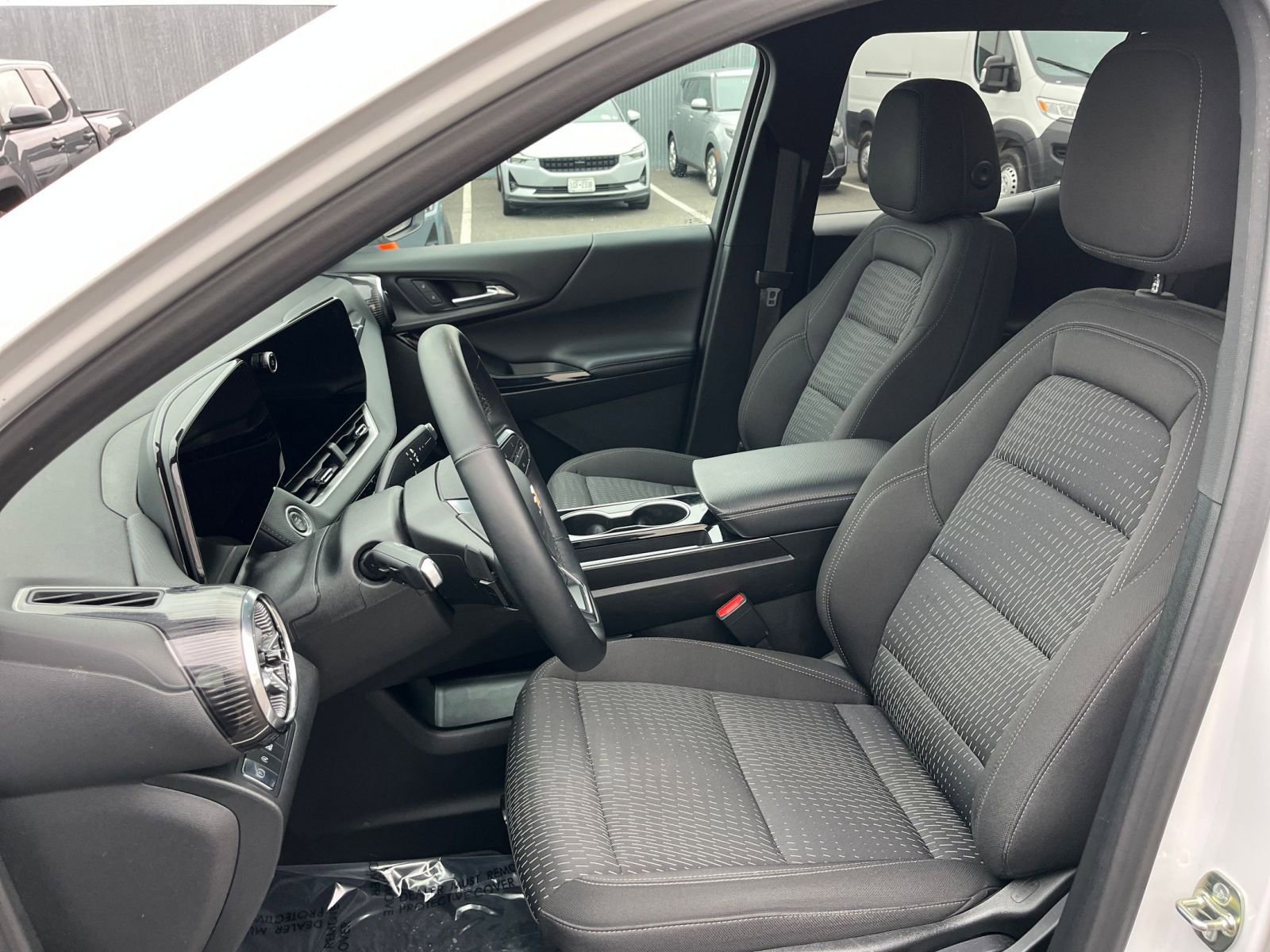 Thumbnail: 2025 Chevrolet Equinox - 35