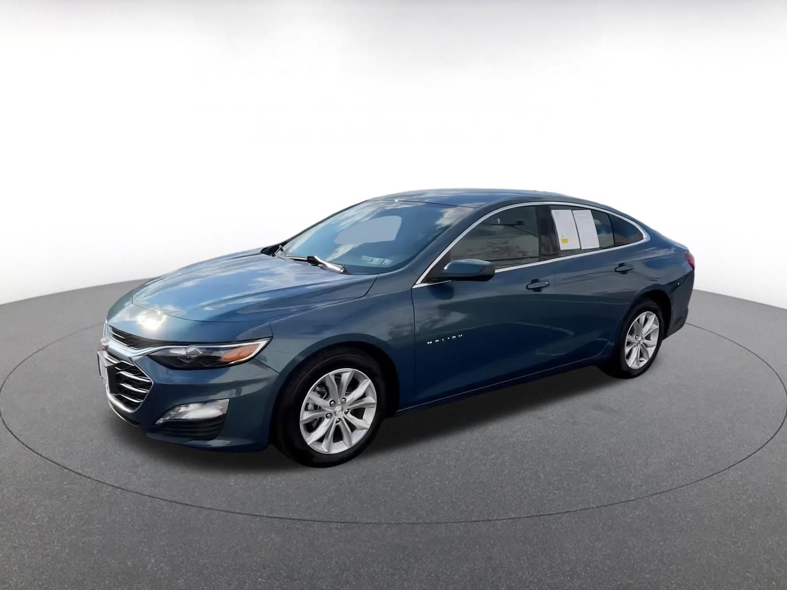 Thumbnail: 2024 Chevrolet Malibu - 7