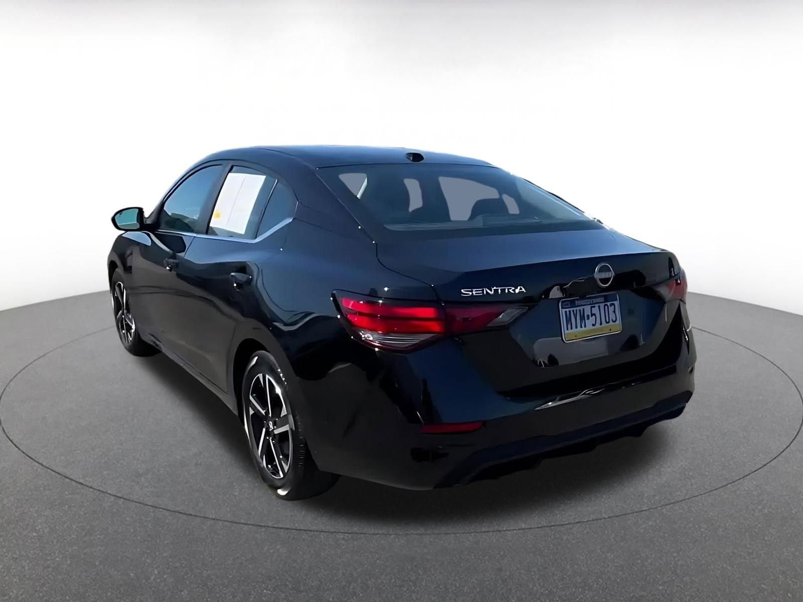 Thumbnail: 2025 Nissan Sentra - 11