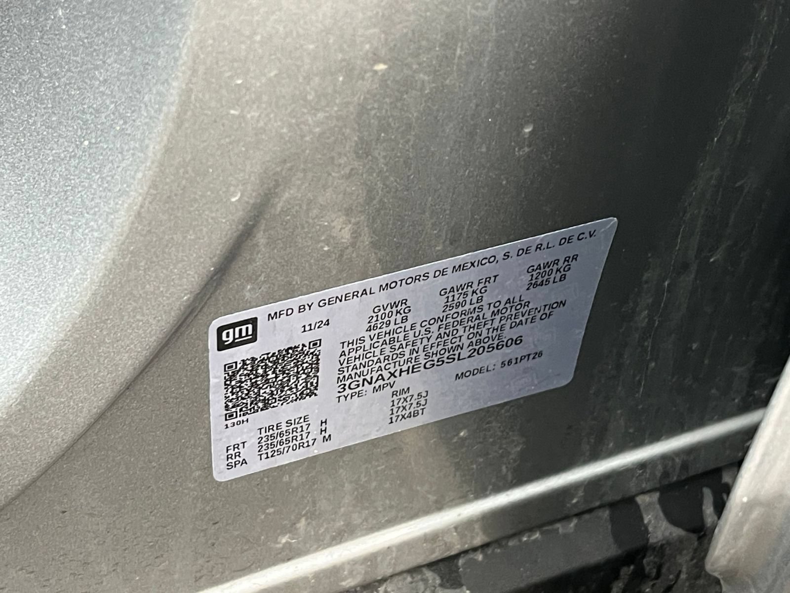 2025 Chevrolet Equinox LT - Photo 23
