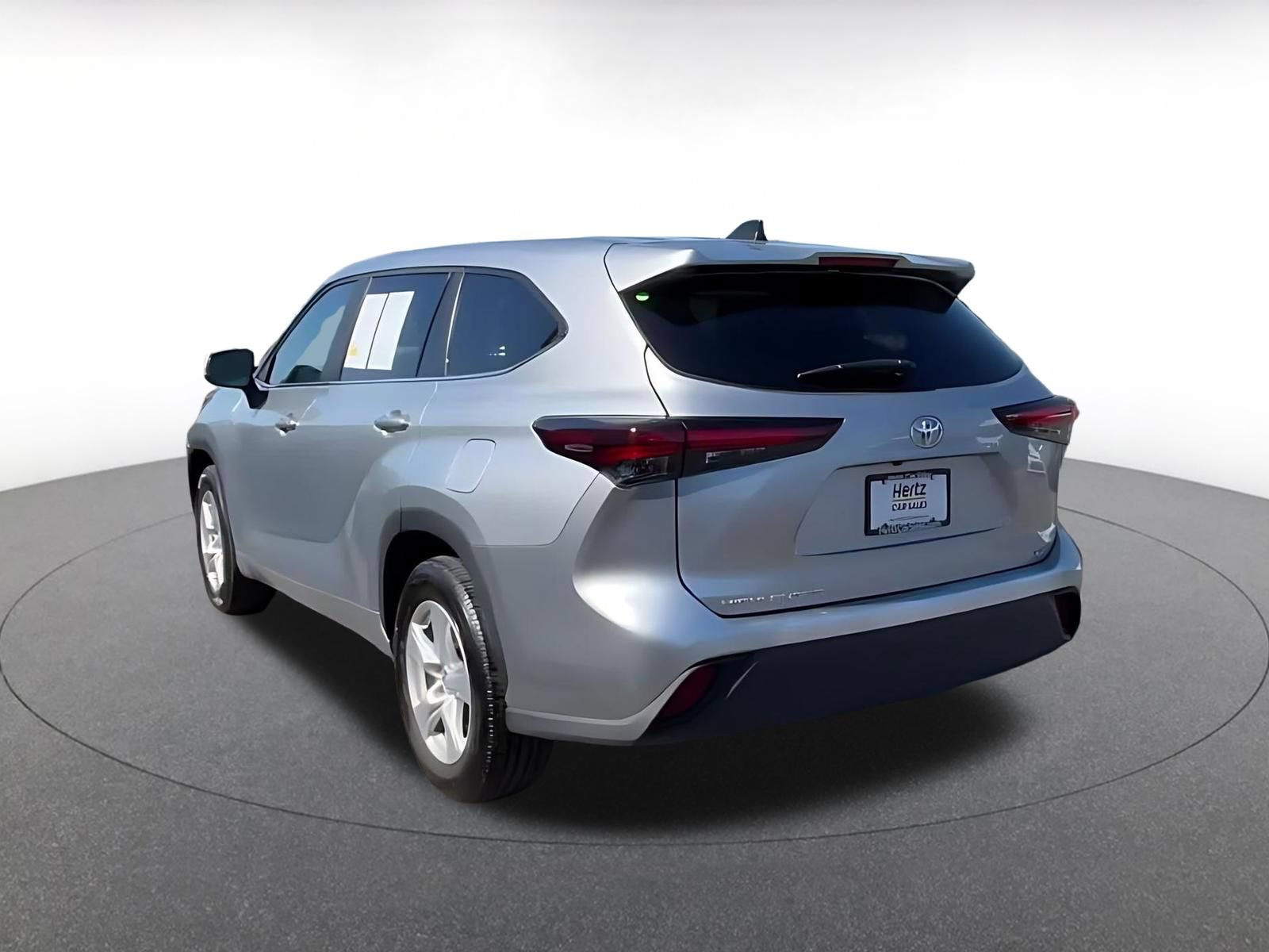 Thumbnail: 2025 Toyota Highlander - 9