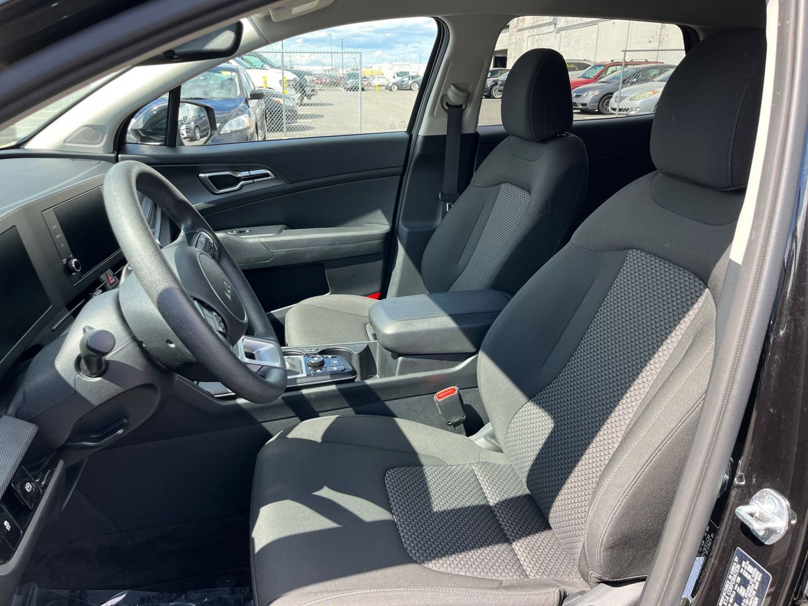 2024 Kia Sportage LX 34