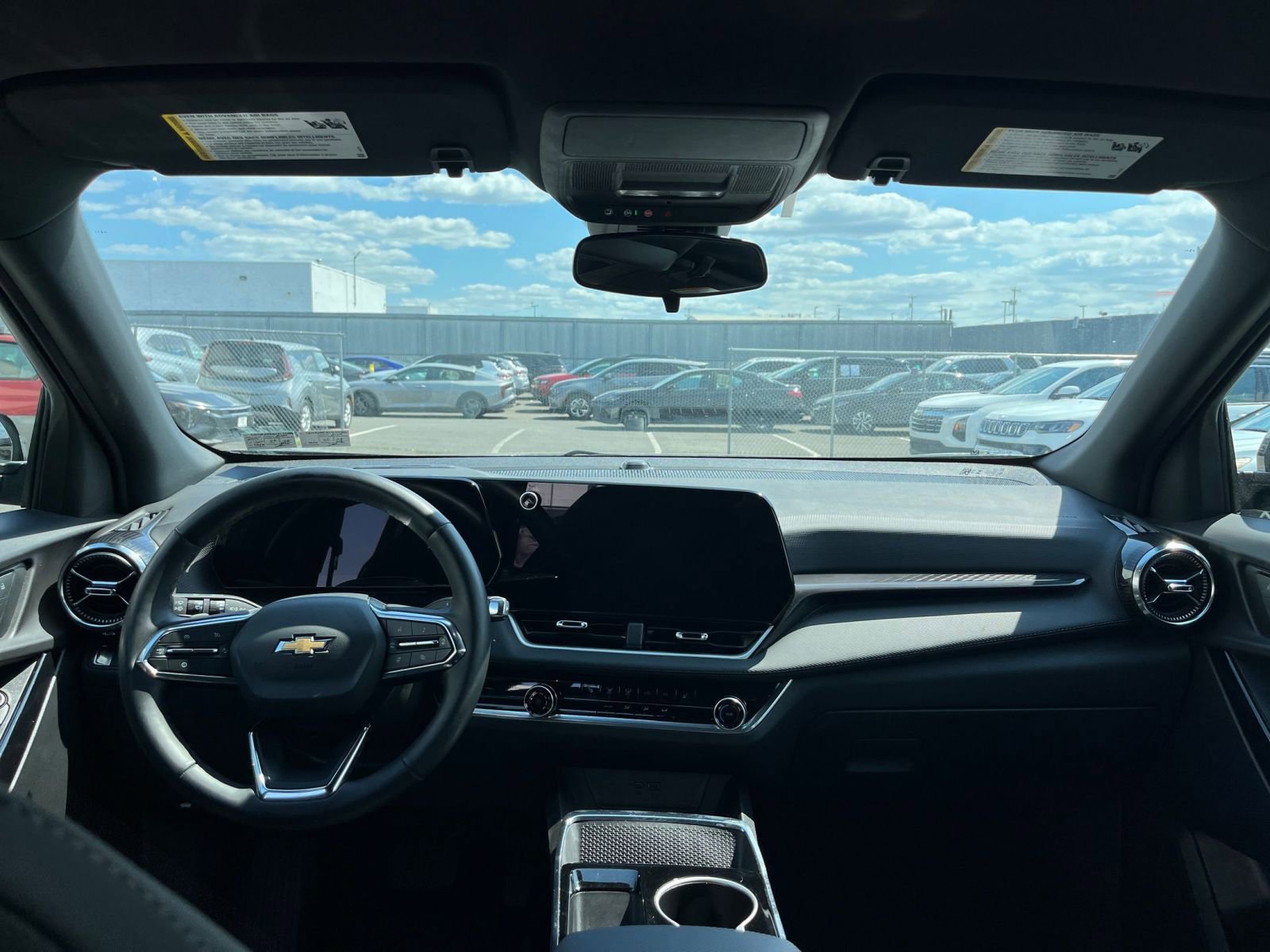 Thumbnail: 2025 Chevrolet Equinox - 33