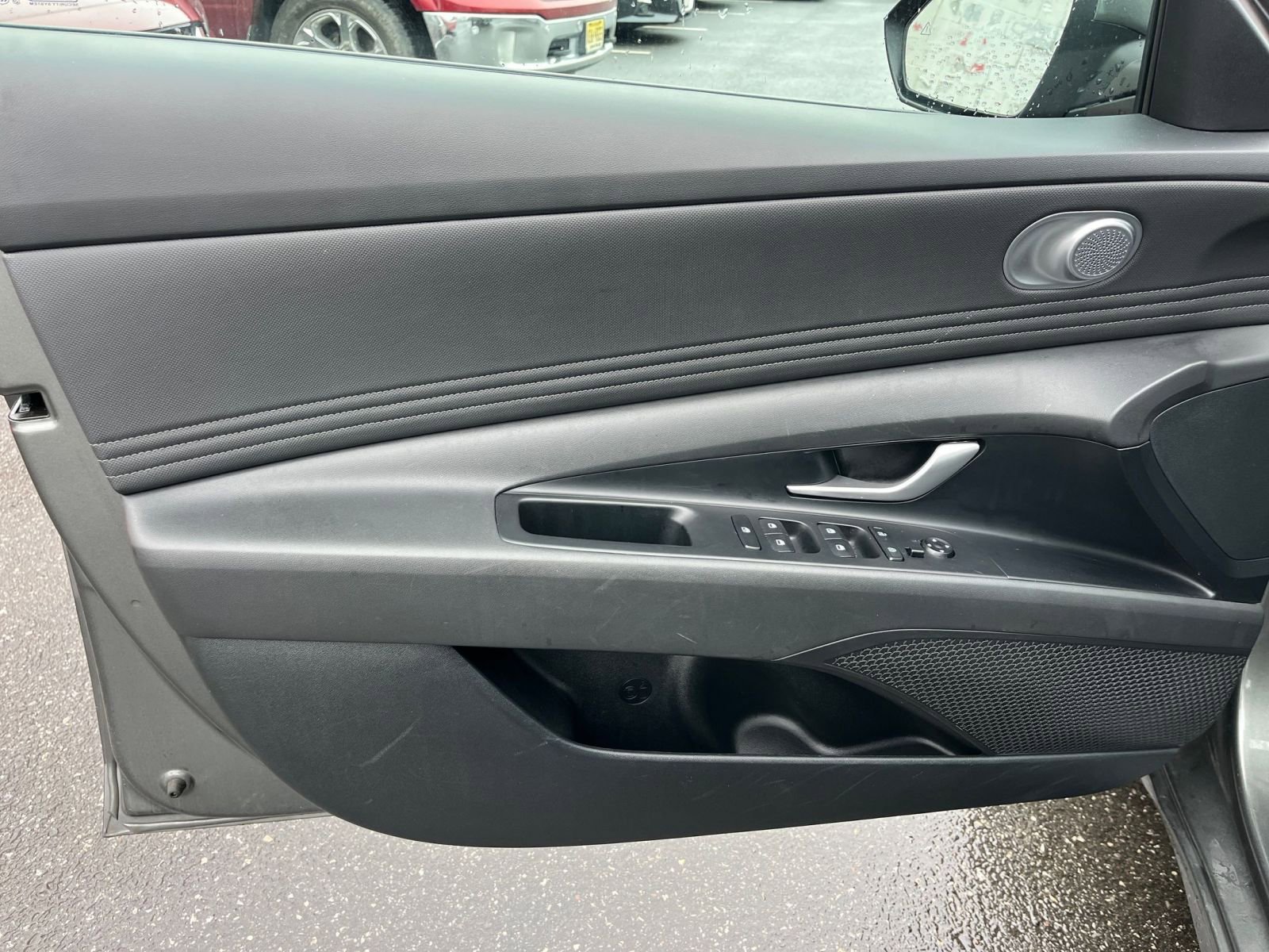 Thumbnail: 2025 Hyundai Elantra - 18