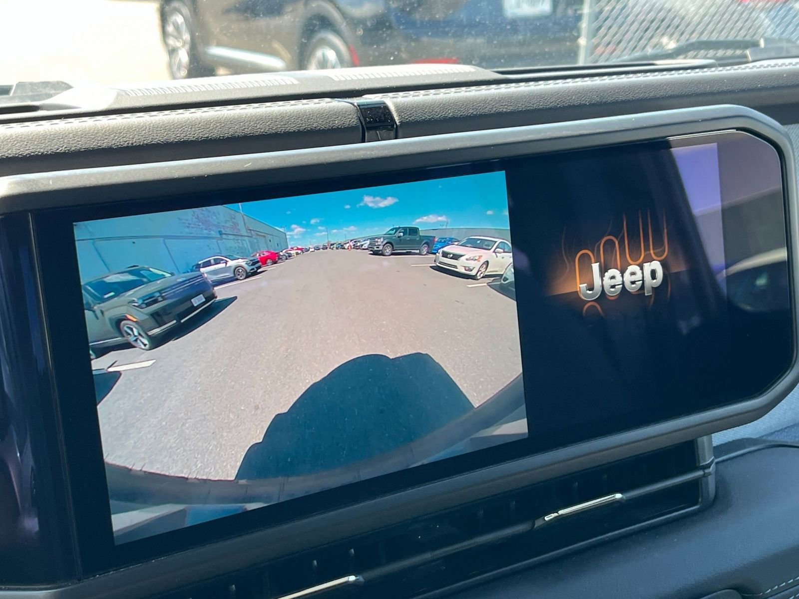 Thumbnail: 2025 Jeep Wrangler - 23