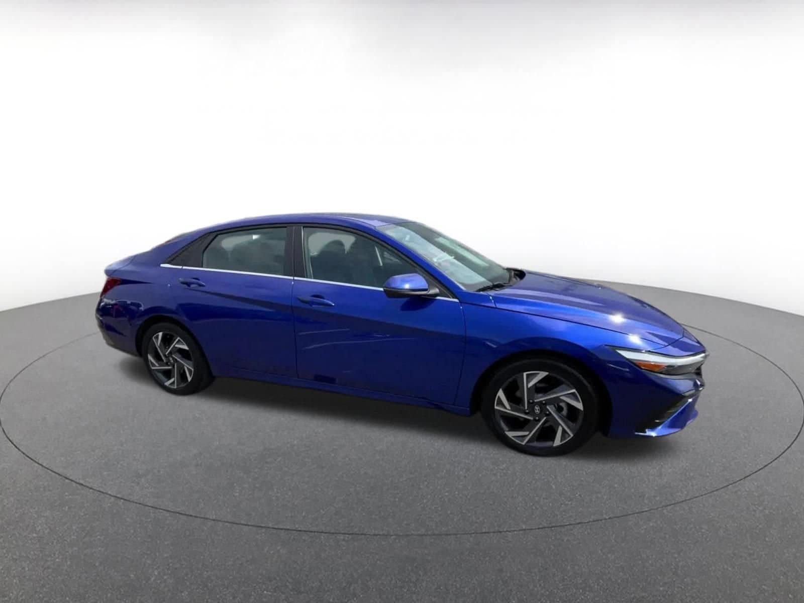 Thumbnail: 2025 Hyundai Elantra - 1