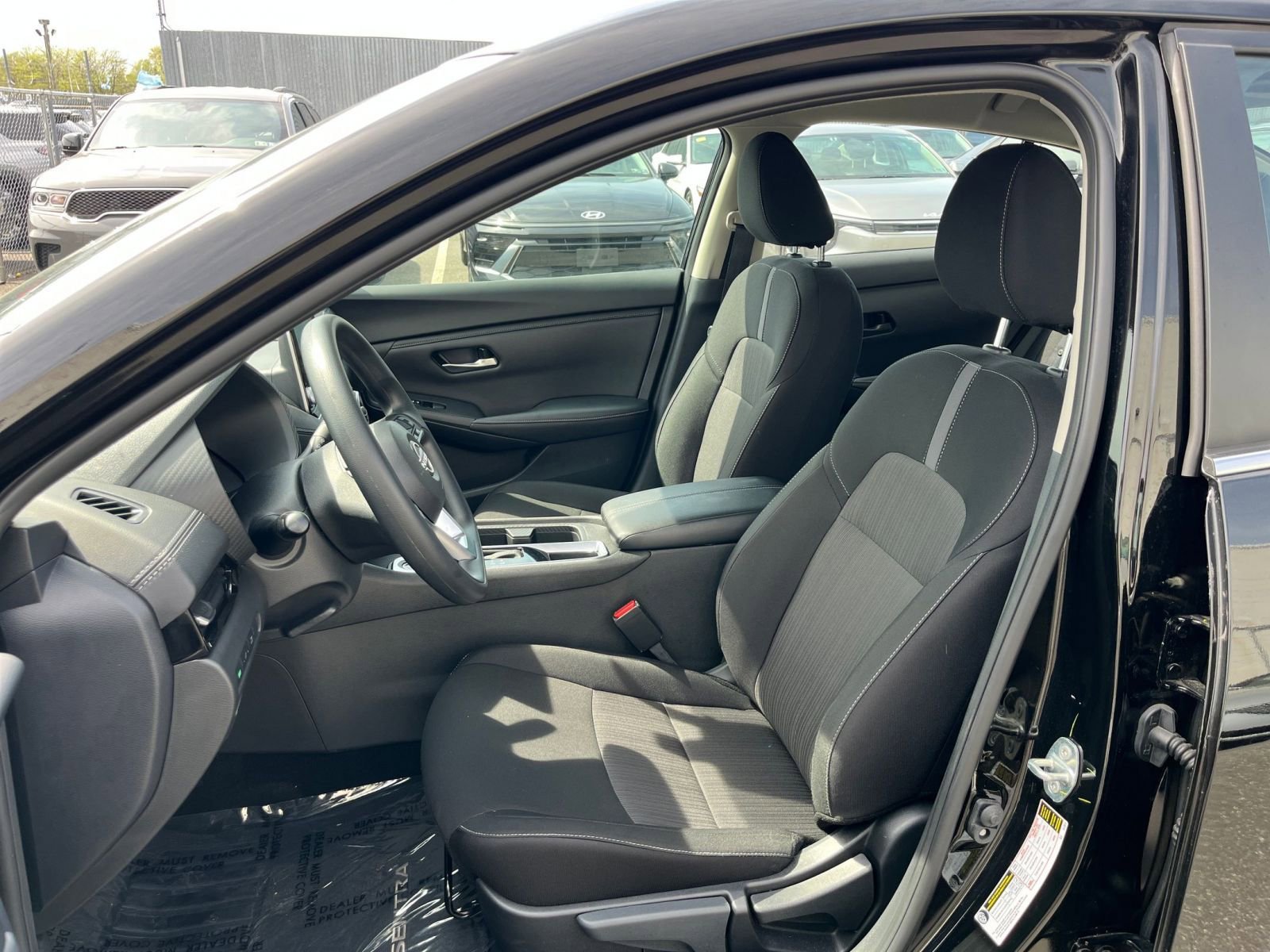 Thumbnail: 2025 Nissan Sentra - 35