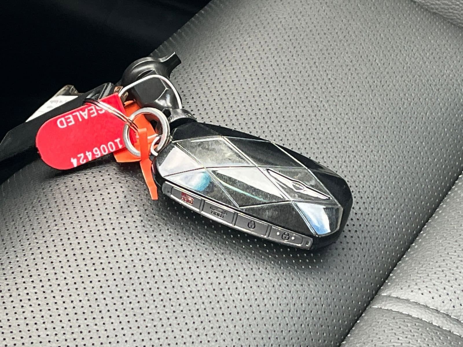 Thumbnail: 2025 Genesis G70 - 22