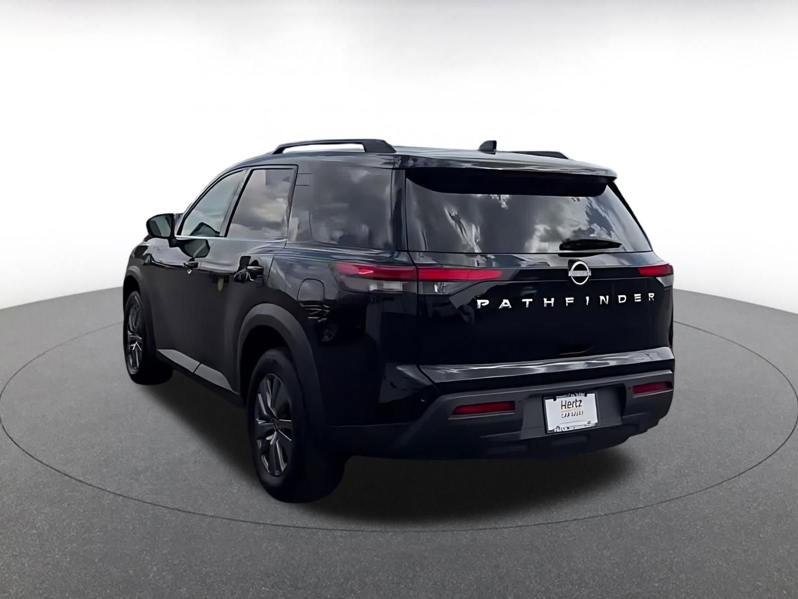 Thumbnail: 2025 Nissan Pathfinder - 11