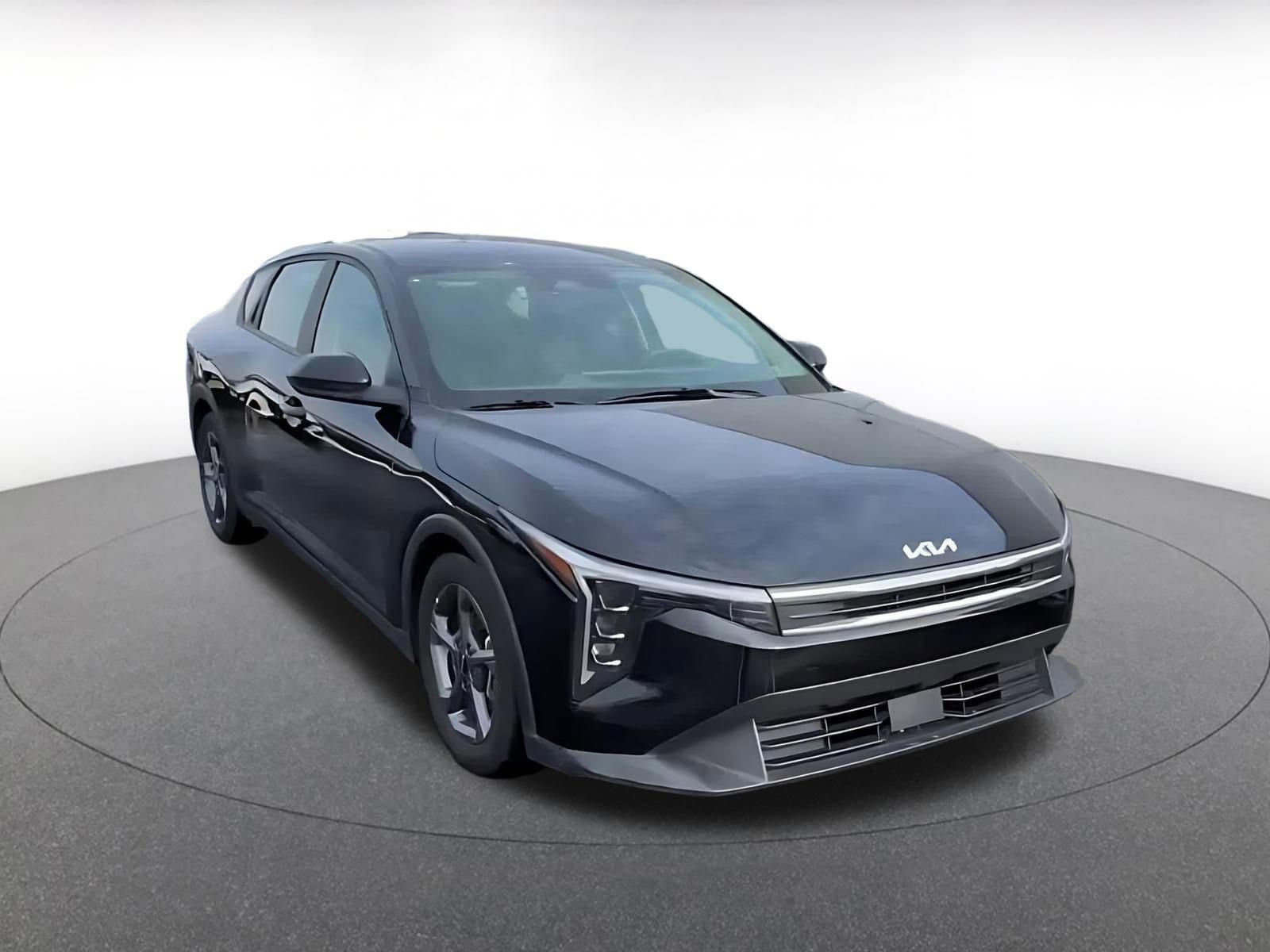 Thumbnail: 2025 Kia K4 - 3