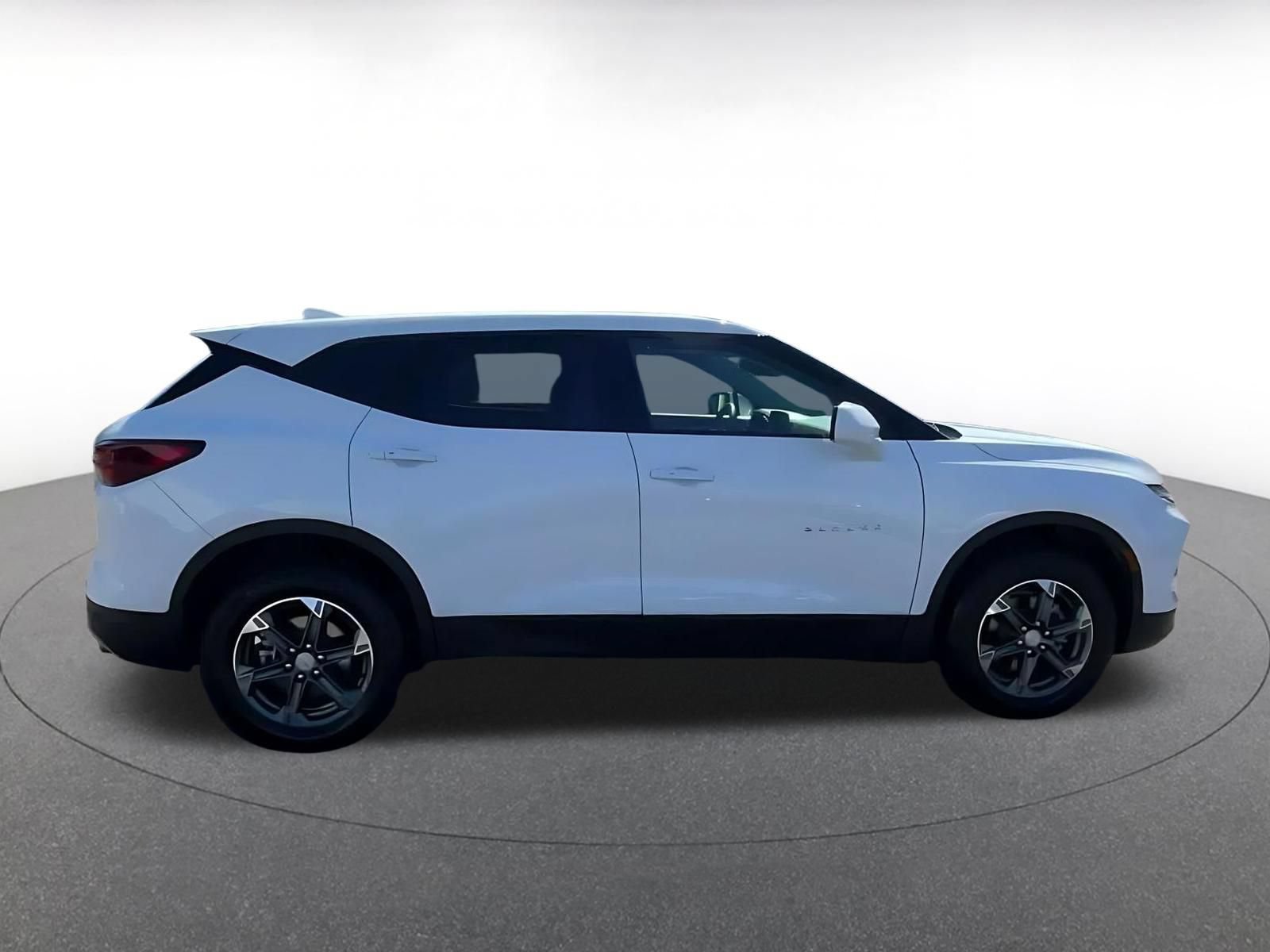Thumbnail: 2025 Chevrolet Blazer - 15