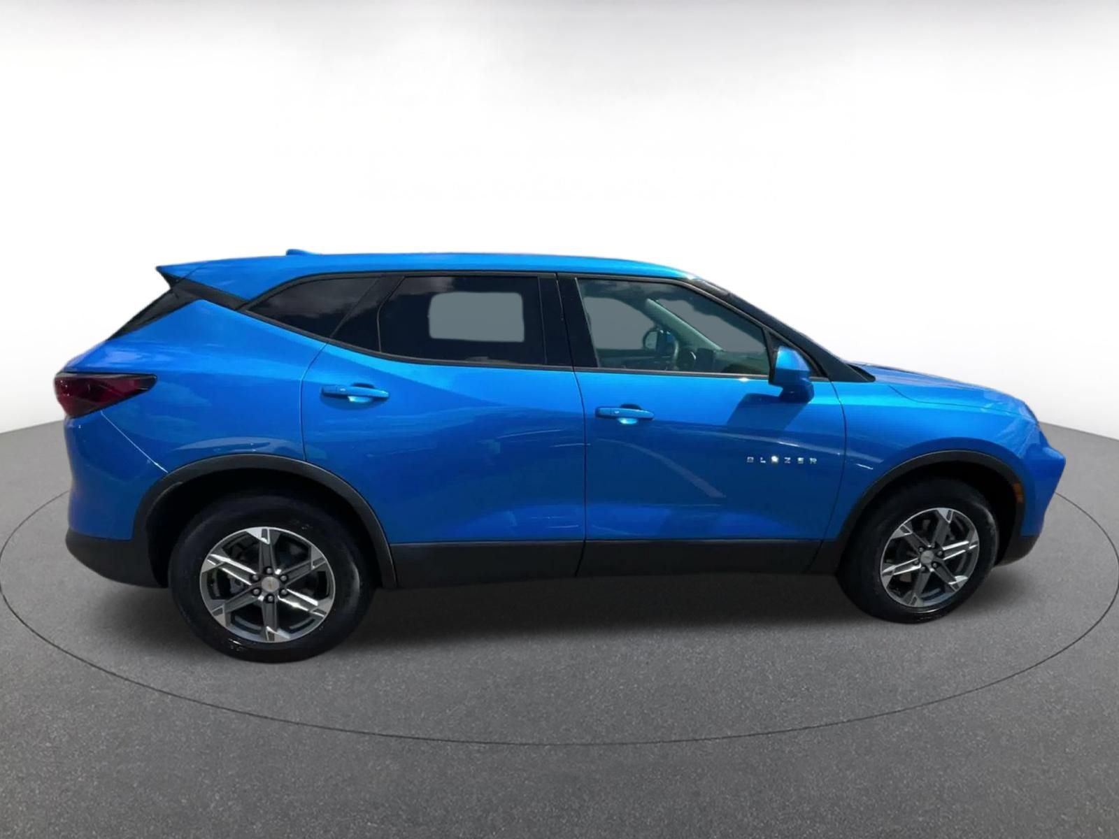 Thumbnail: 2026 Chevrolet Blazer - 15