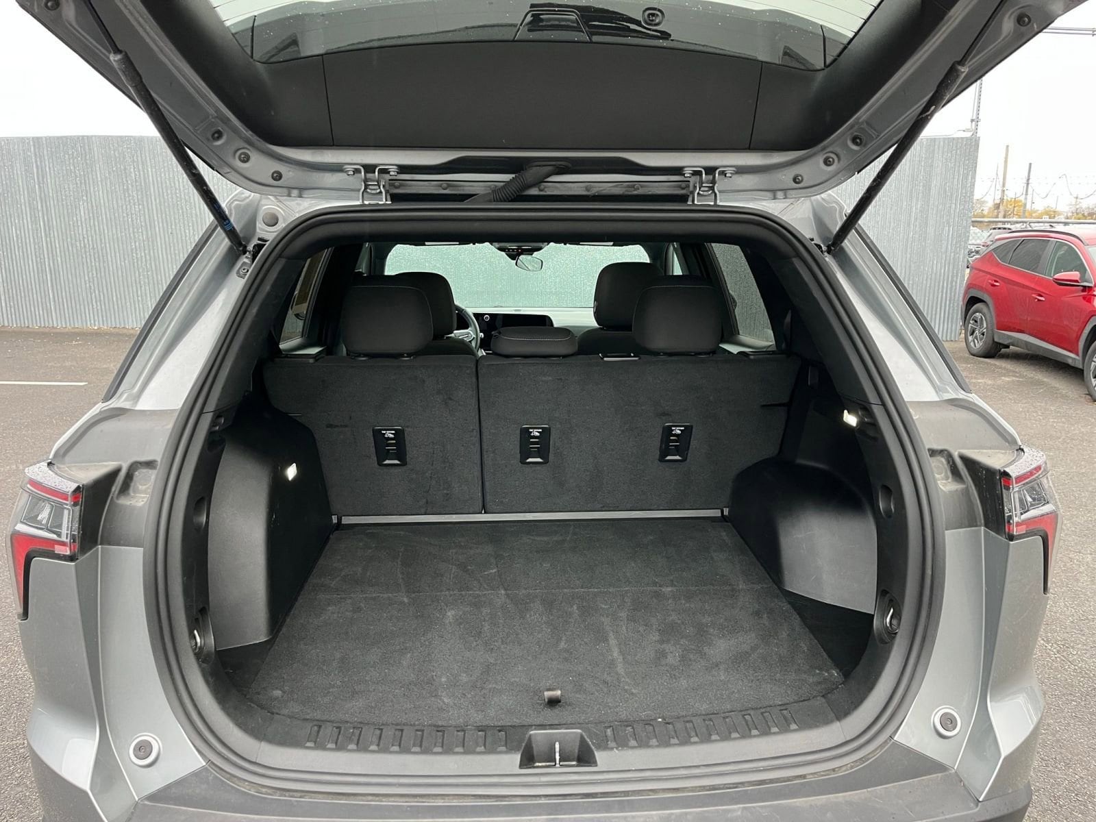 Thumbnail: 2025 Chevrolet Equinox - 30