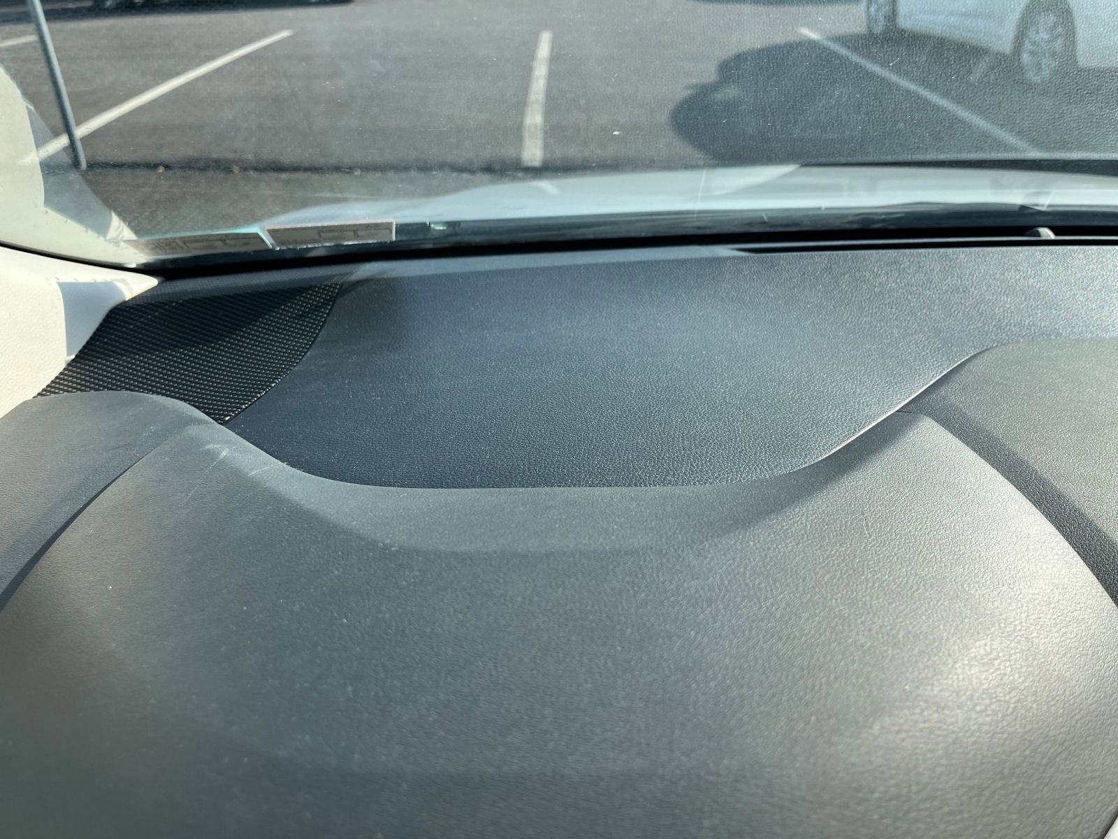 Thumbnail: 2025 Toyota Corolla - 33