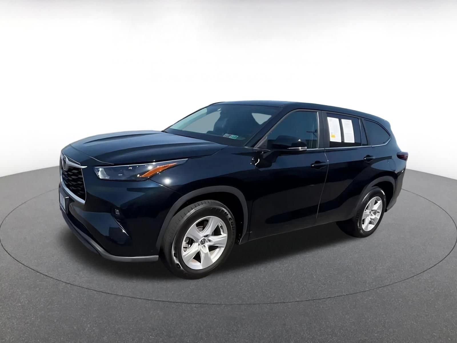 Thumbnail: 2025 Toyota Highlander - 7