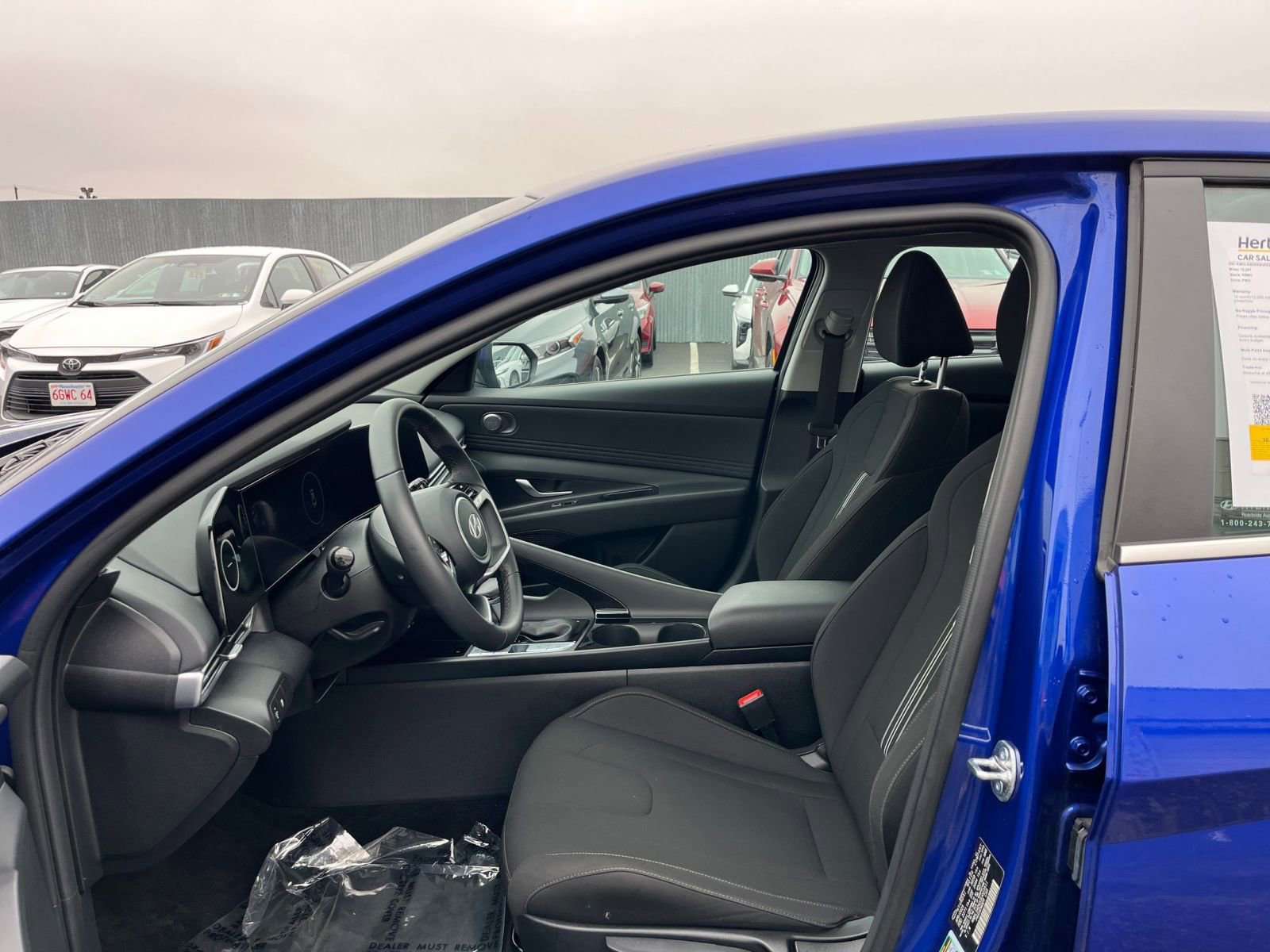 Thumbnail: 2025 Hyundai Elantra - 27