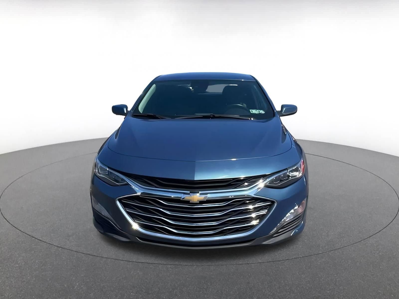 Thumbnail: 2024 Chevrolet Malibu - 5