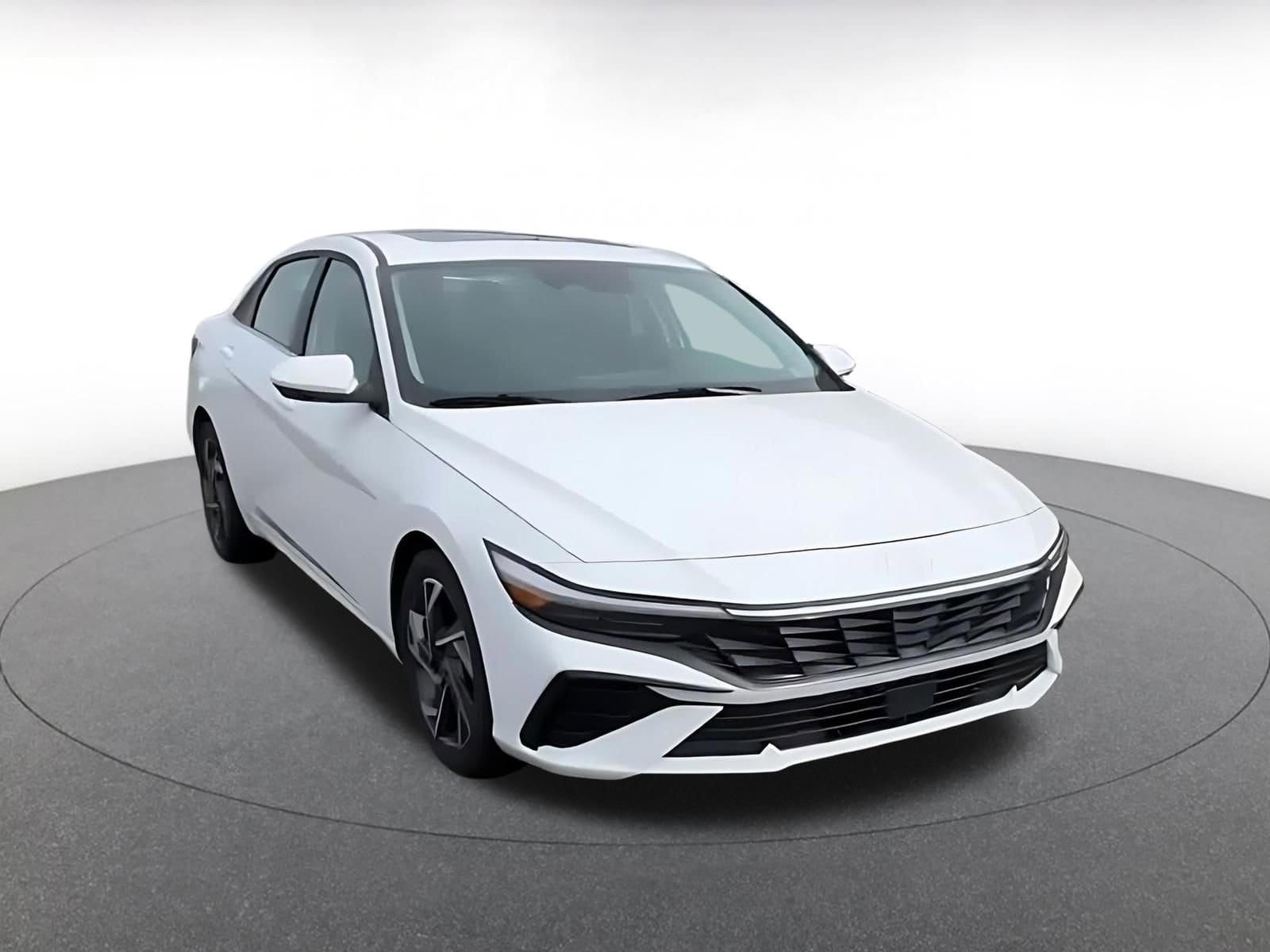 Thumbnail: 2025 Hyundai Elantra - 3