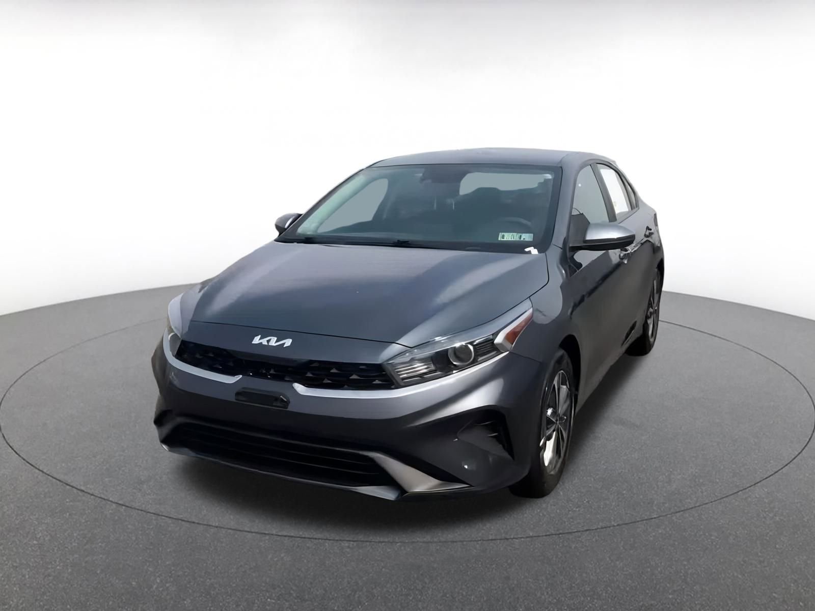 Thumbnail: 2023 Kia Forte - 6