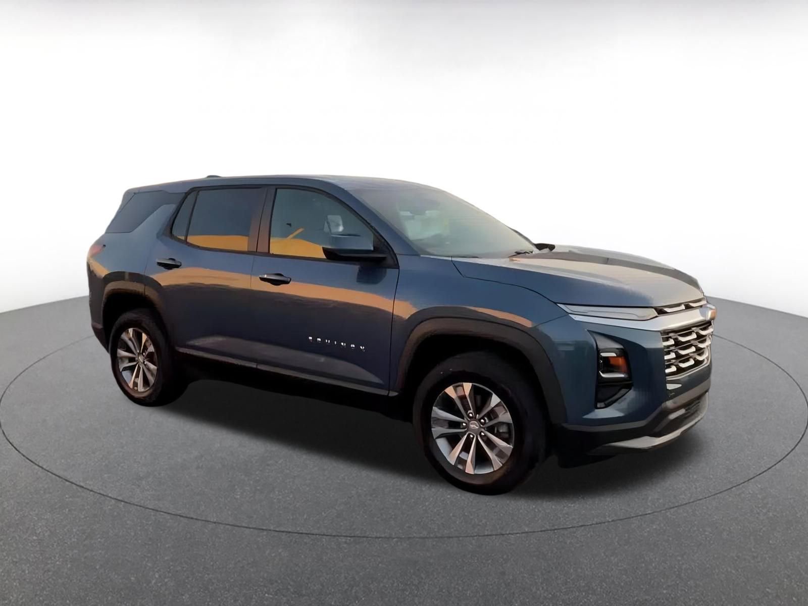 Thumbnail: 2025 Chevrolet Equinox - 2