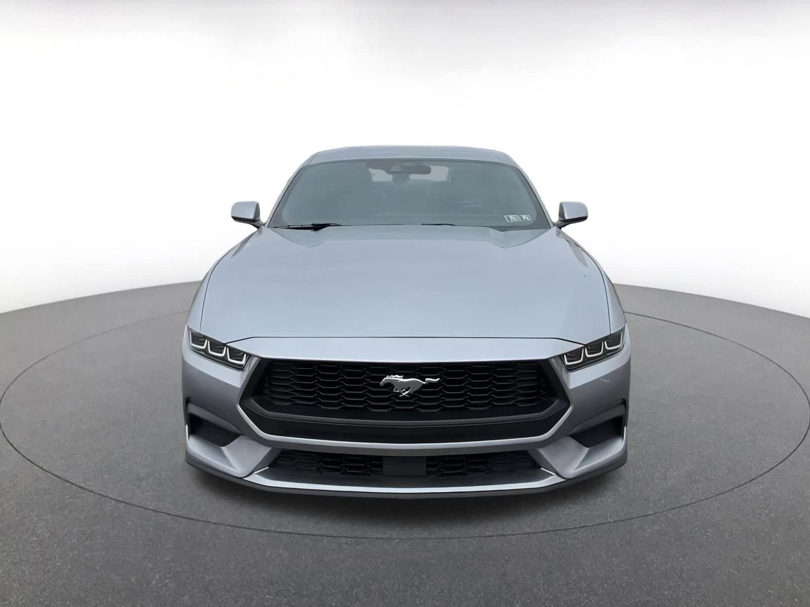 2024 Ford Mustang  5