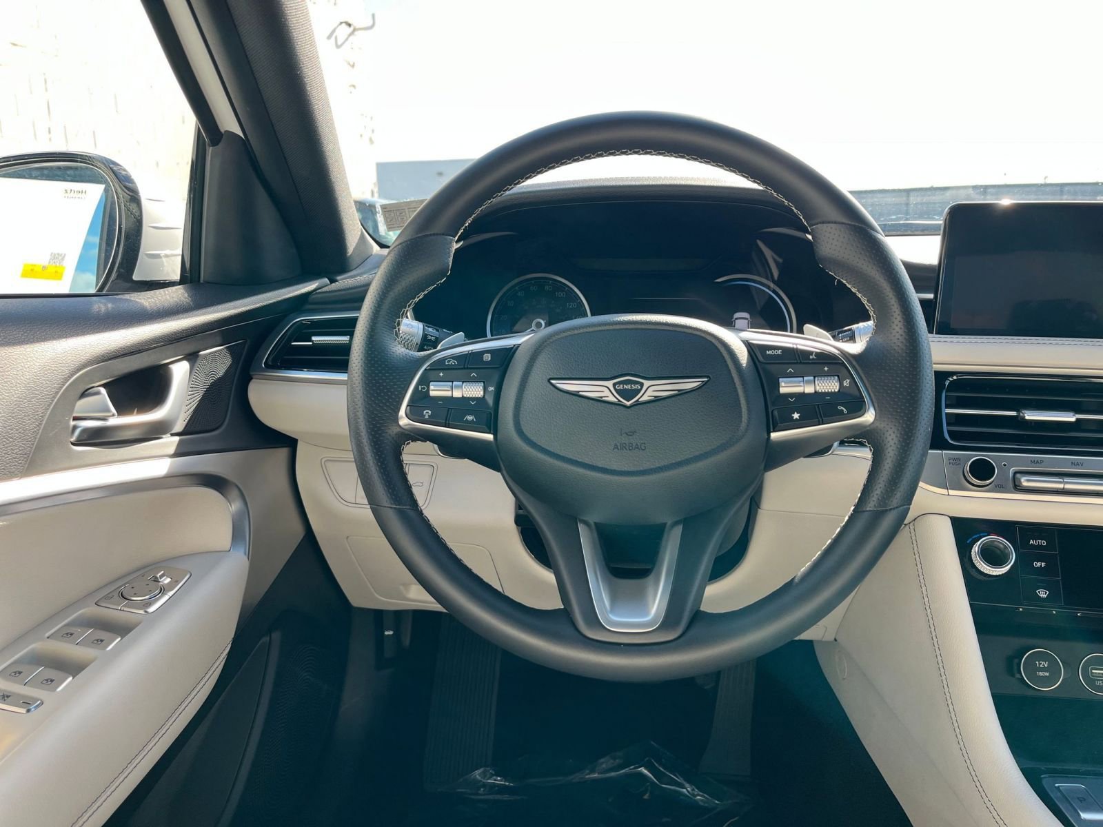 Thumbnail: 2025 Genesis G70 - 28