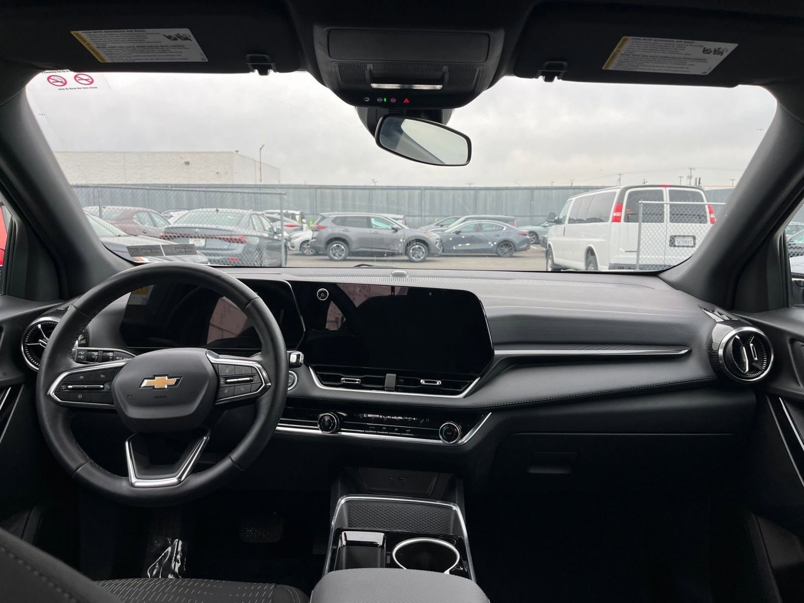 Thumbnail: 2025 Chevrolet Equinox - 32