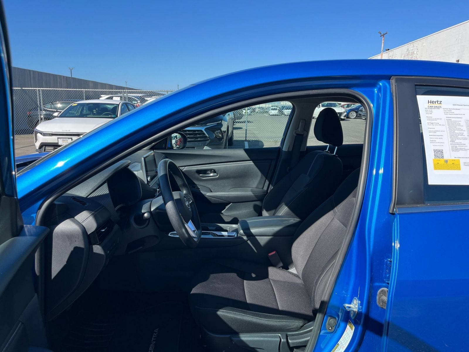 Thumbnail: 2025 Nissan Sentra - 25
