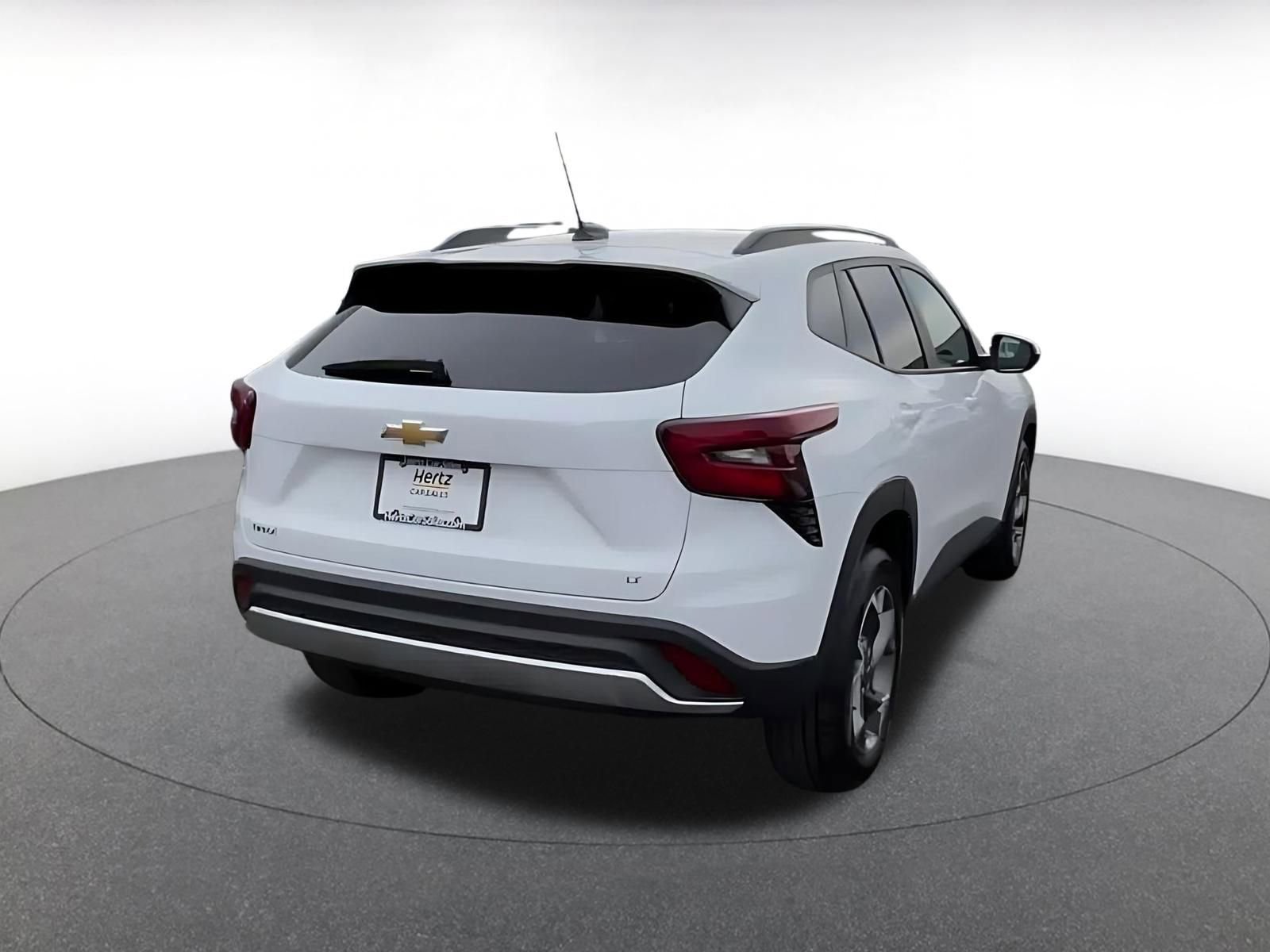 Thumbnail: 2025 Chevrolet Trax - 13