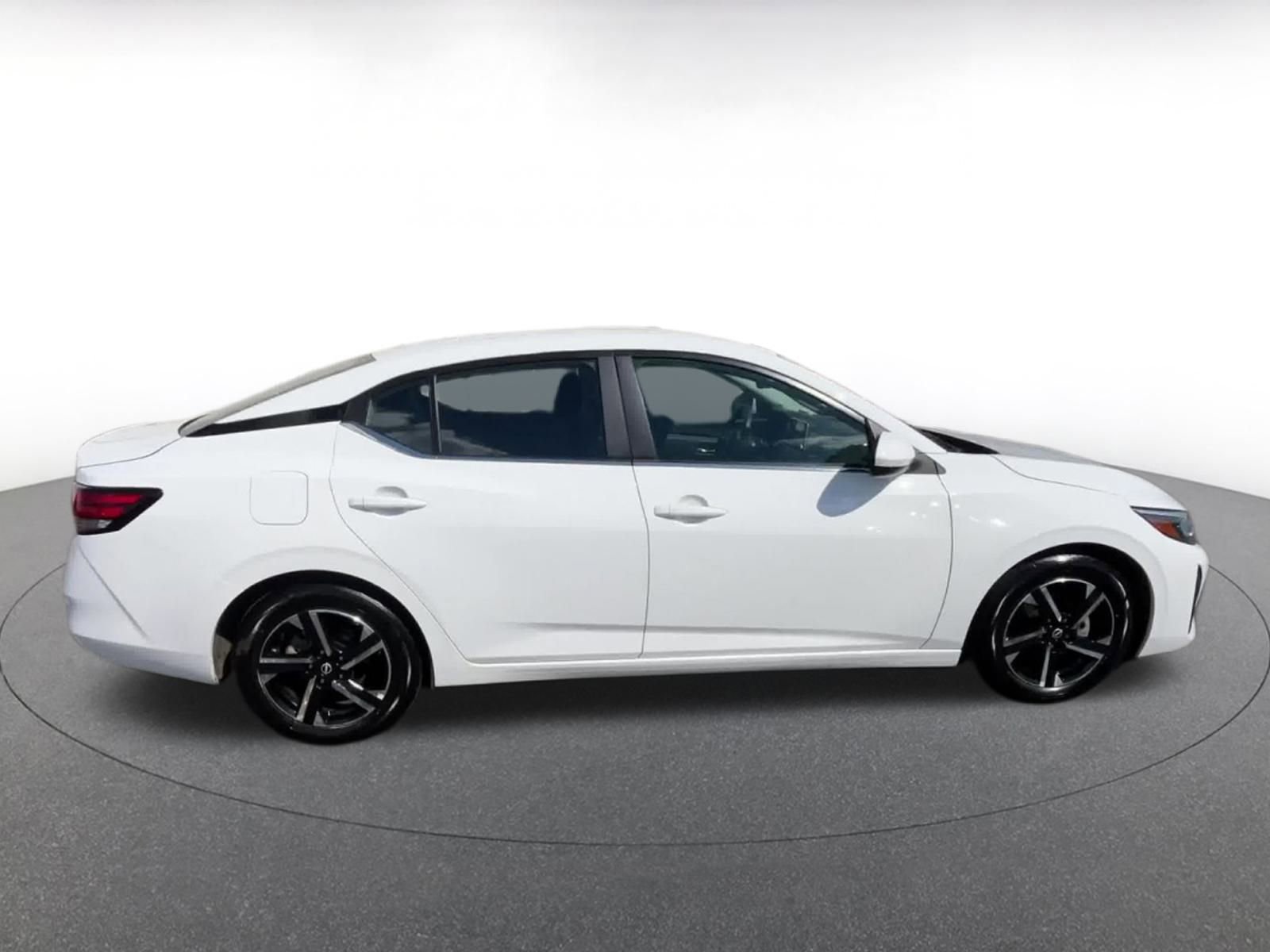 Thumbnail: 2024 Nissan Sentra - 16