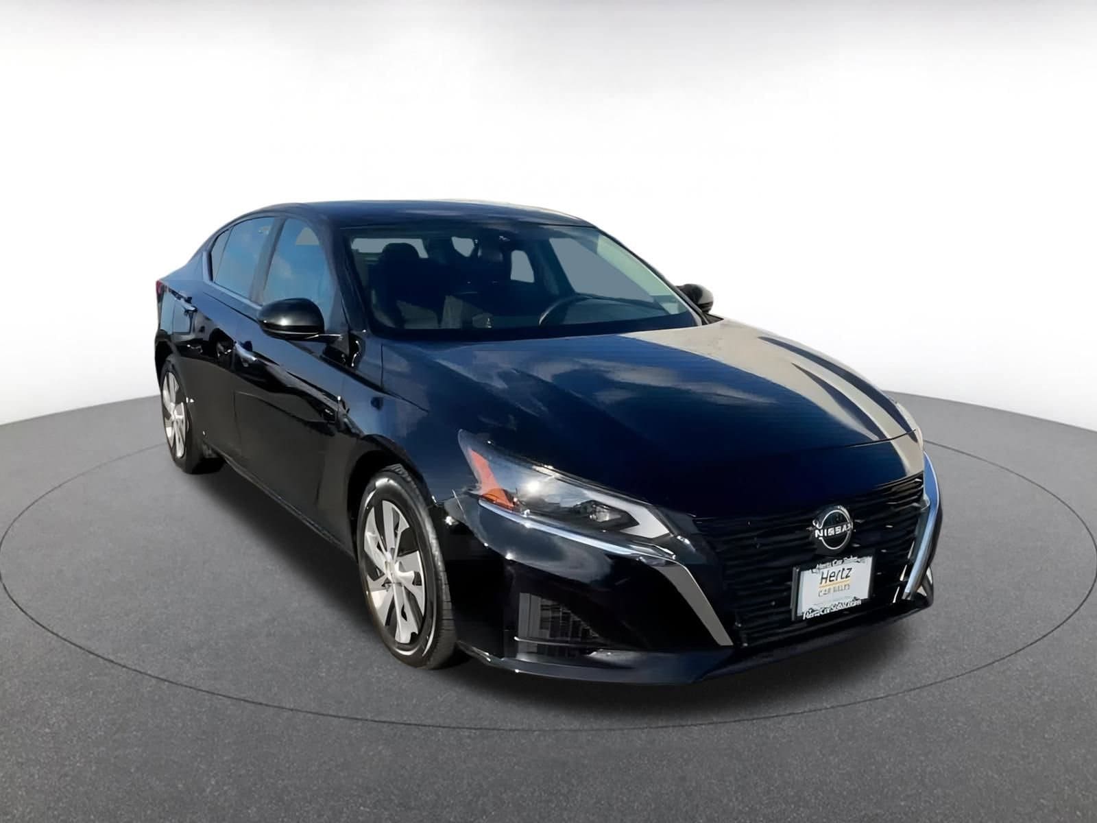 Thumbnail: 2023 Nissan Altima - 3